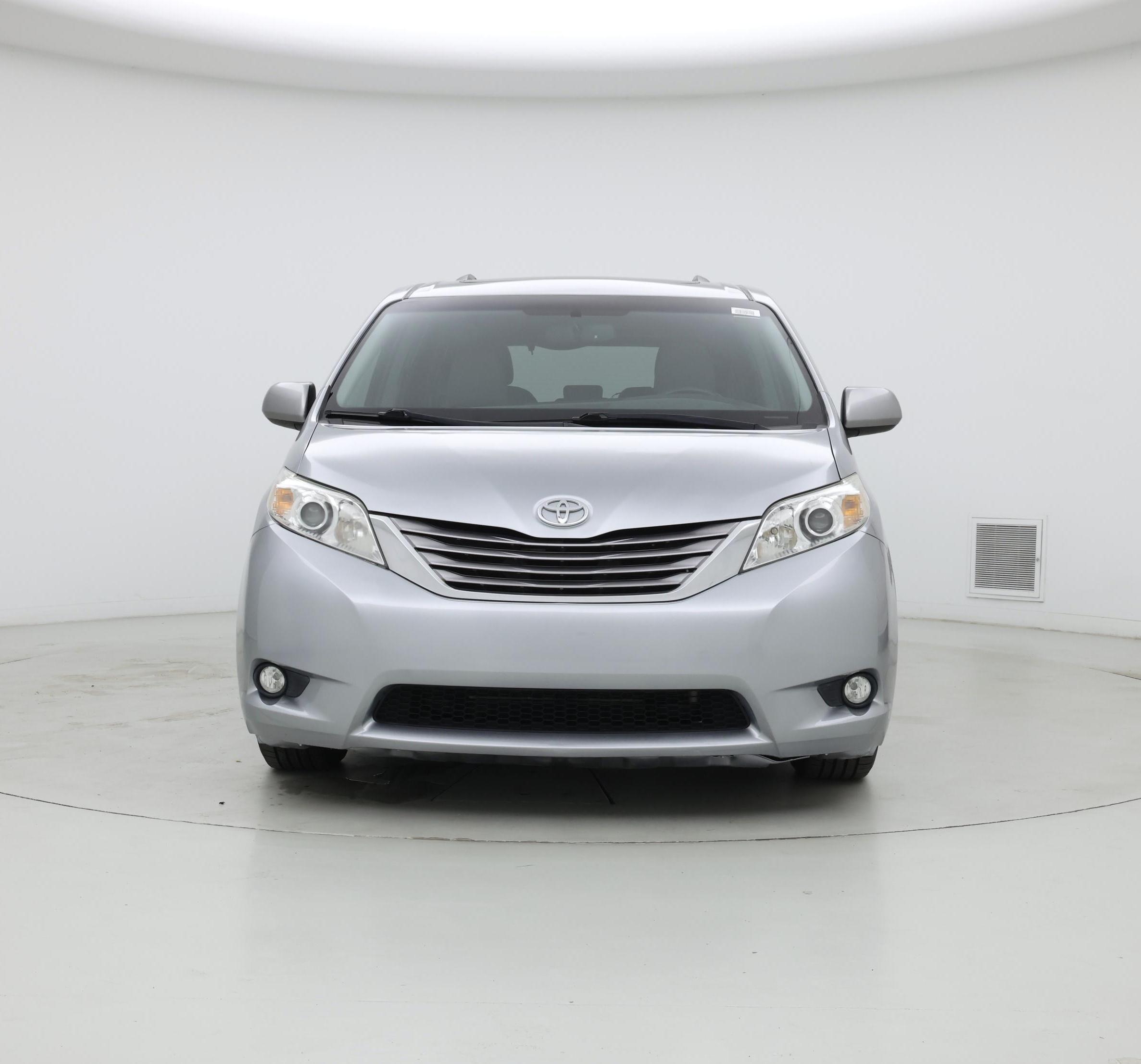 Thumbnail: 2016 Toyota Sienna - 5