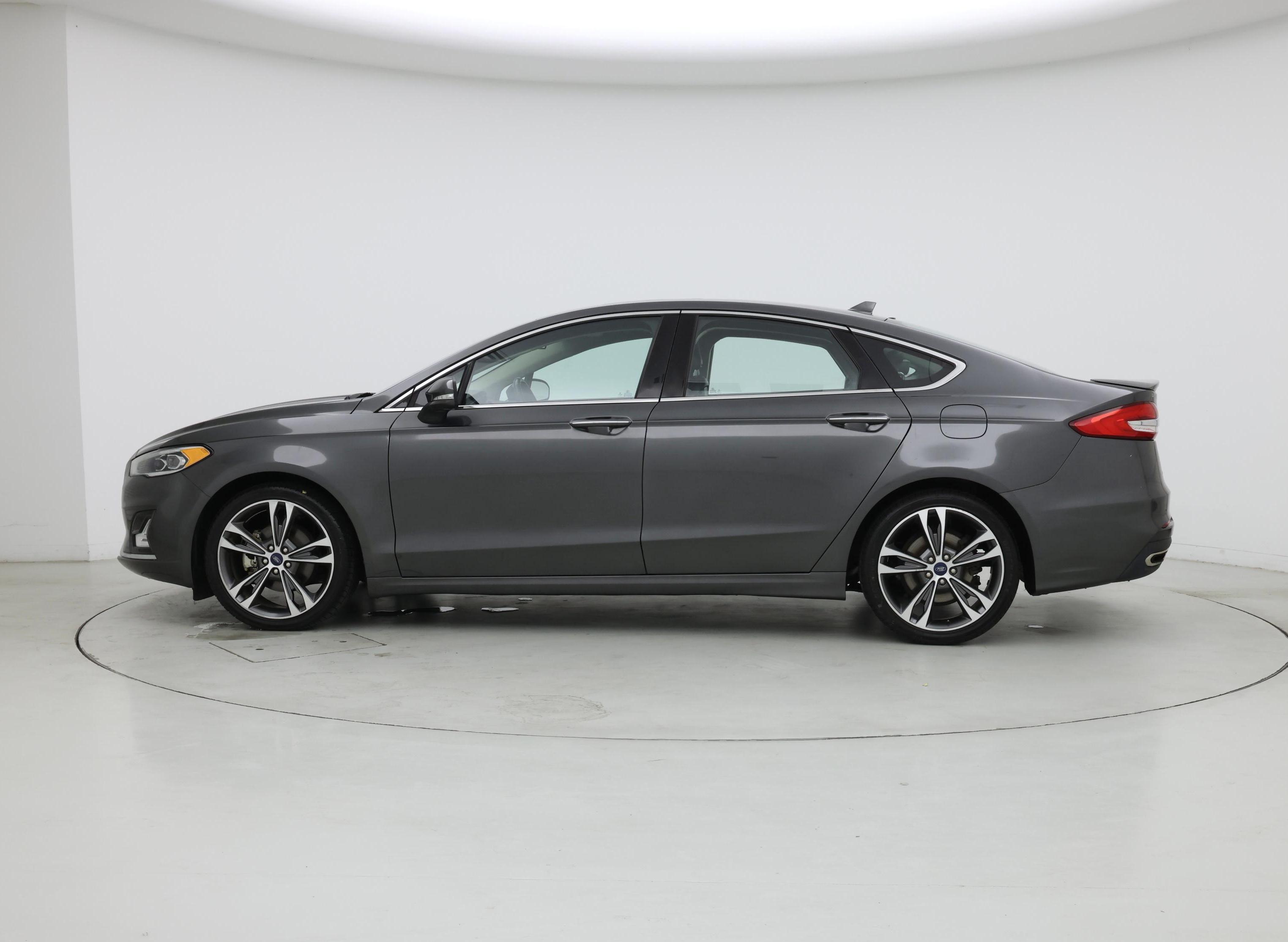 Thumbnail: 2019 Ford Fusion - 3