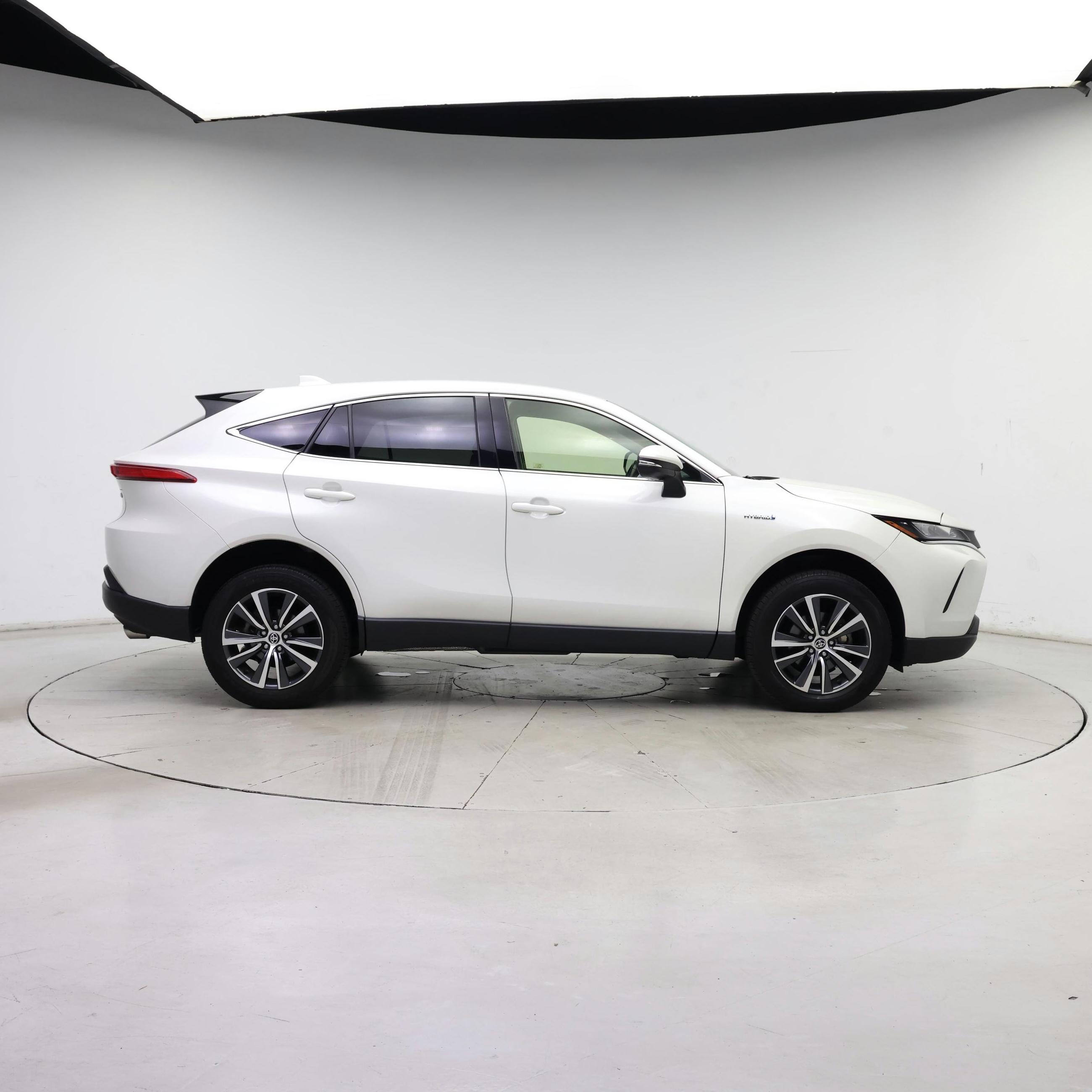 Thumbnail: 2021 Toyota Venza - 7