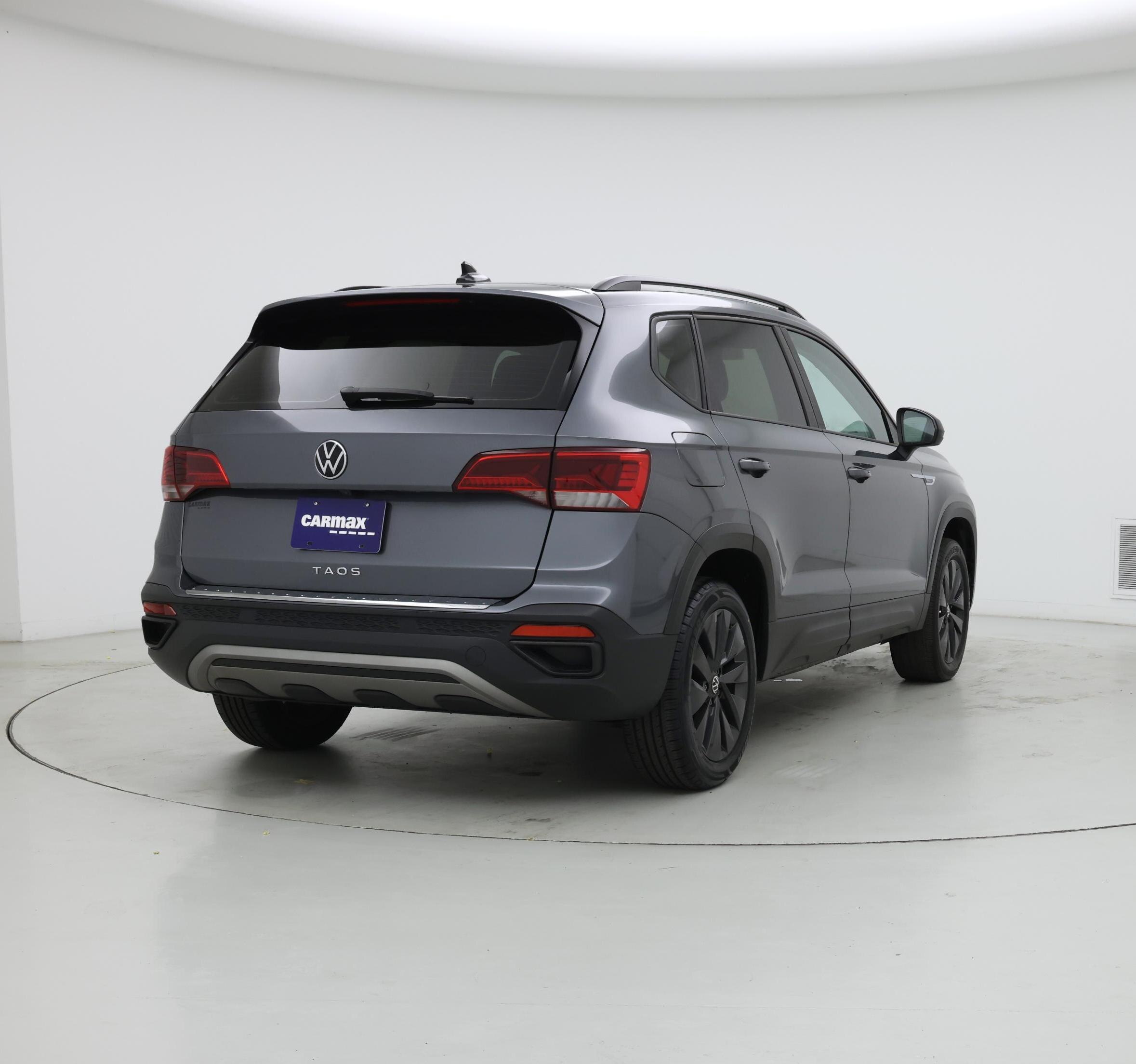 Thumbnail: 2023 Volkswagen Taos - 8