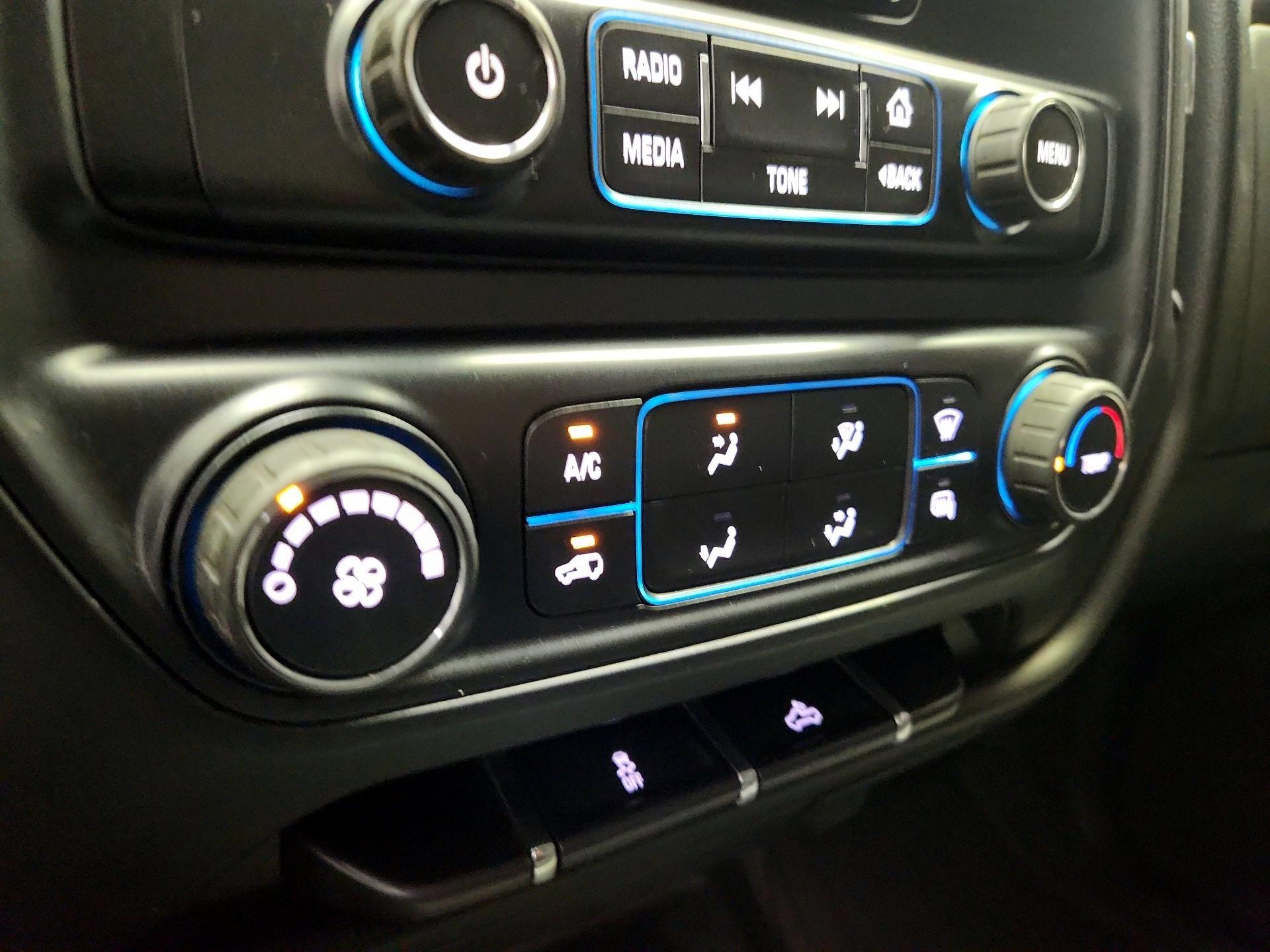 Thumbnail: 2017 Chevrolet Silverado 1500 - 16