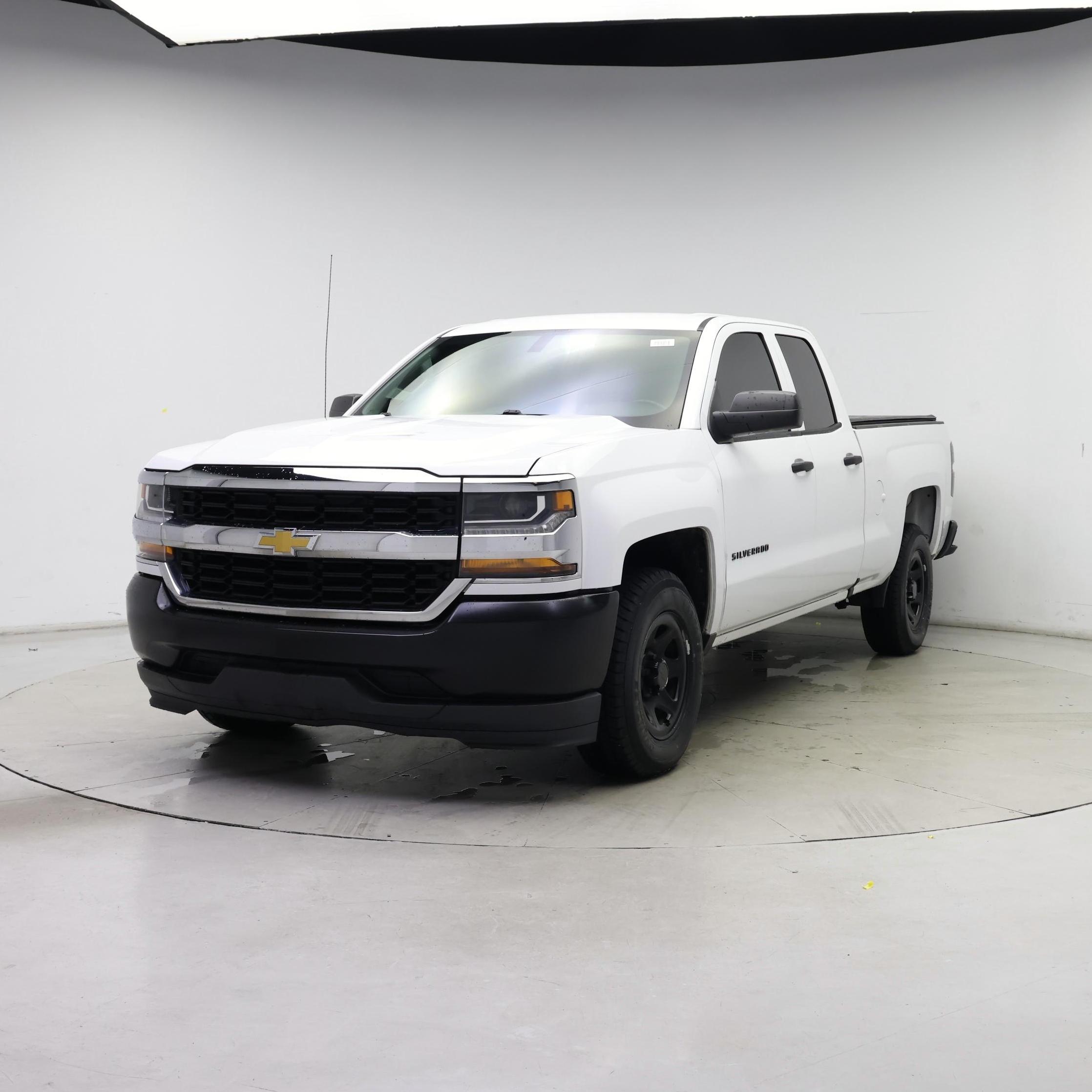 Thumbnail: 2017 Chevrolet Silverado 1500 - 4