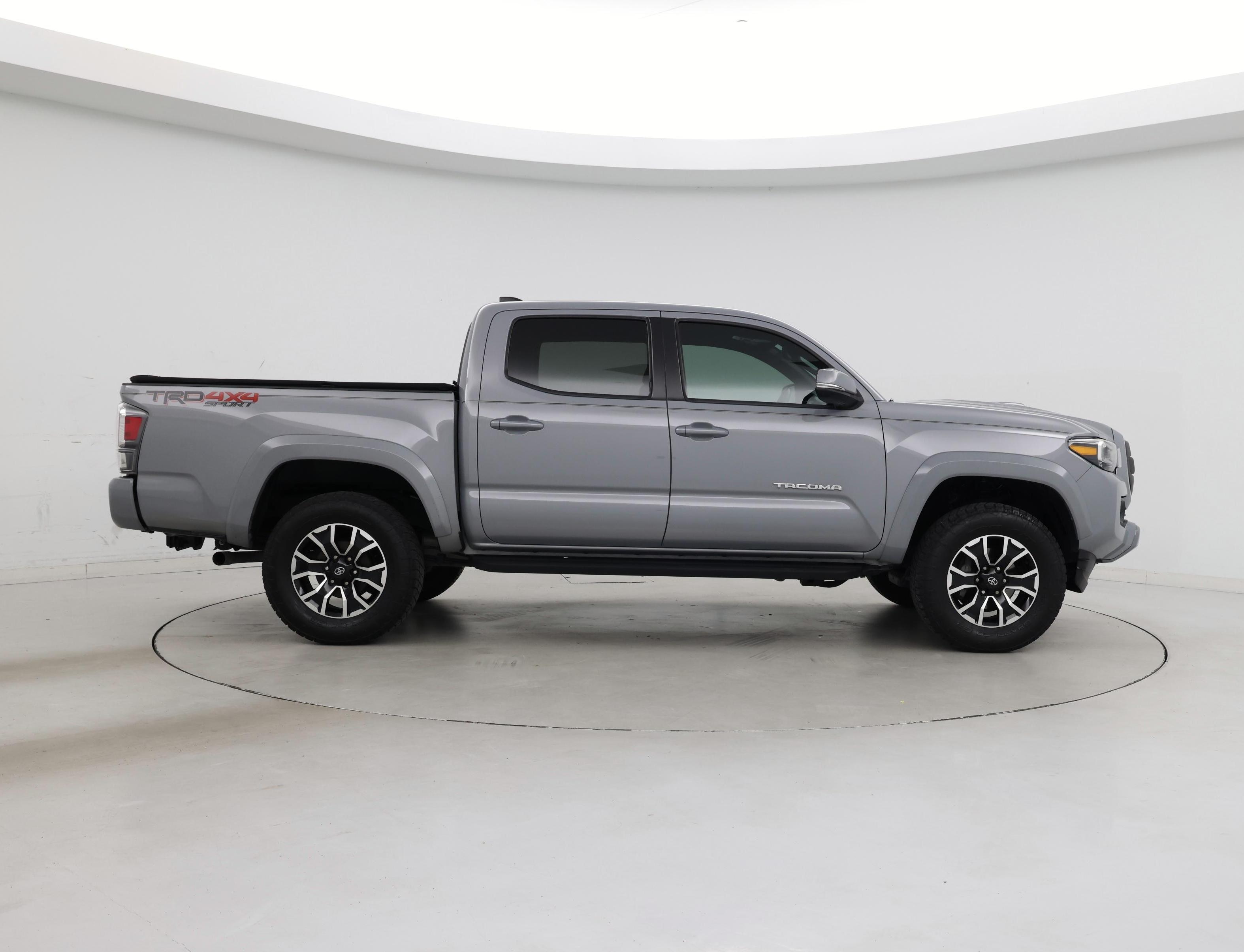 Thumbnail: 2021 Toyota Tacoma - 7