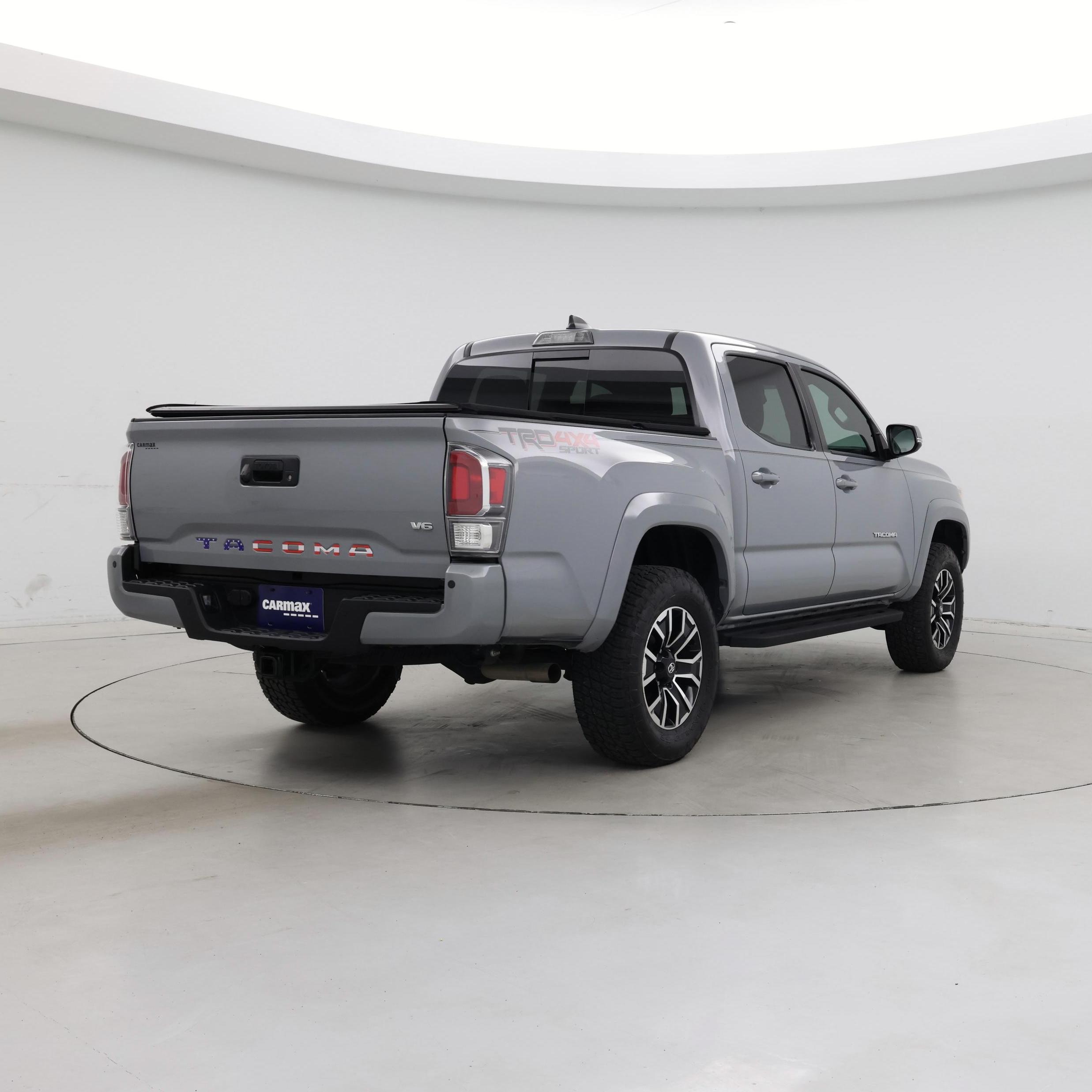 Thumbnail: 2021 Toyota Tacoma - 8