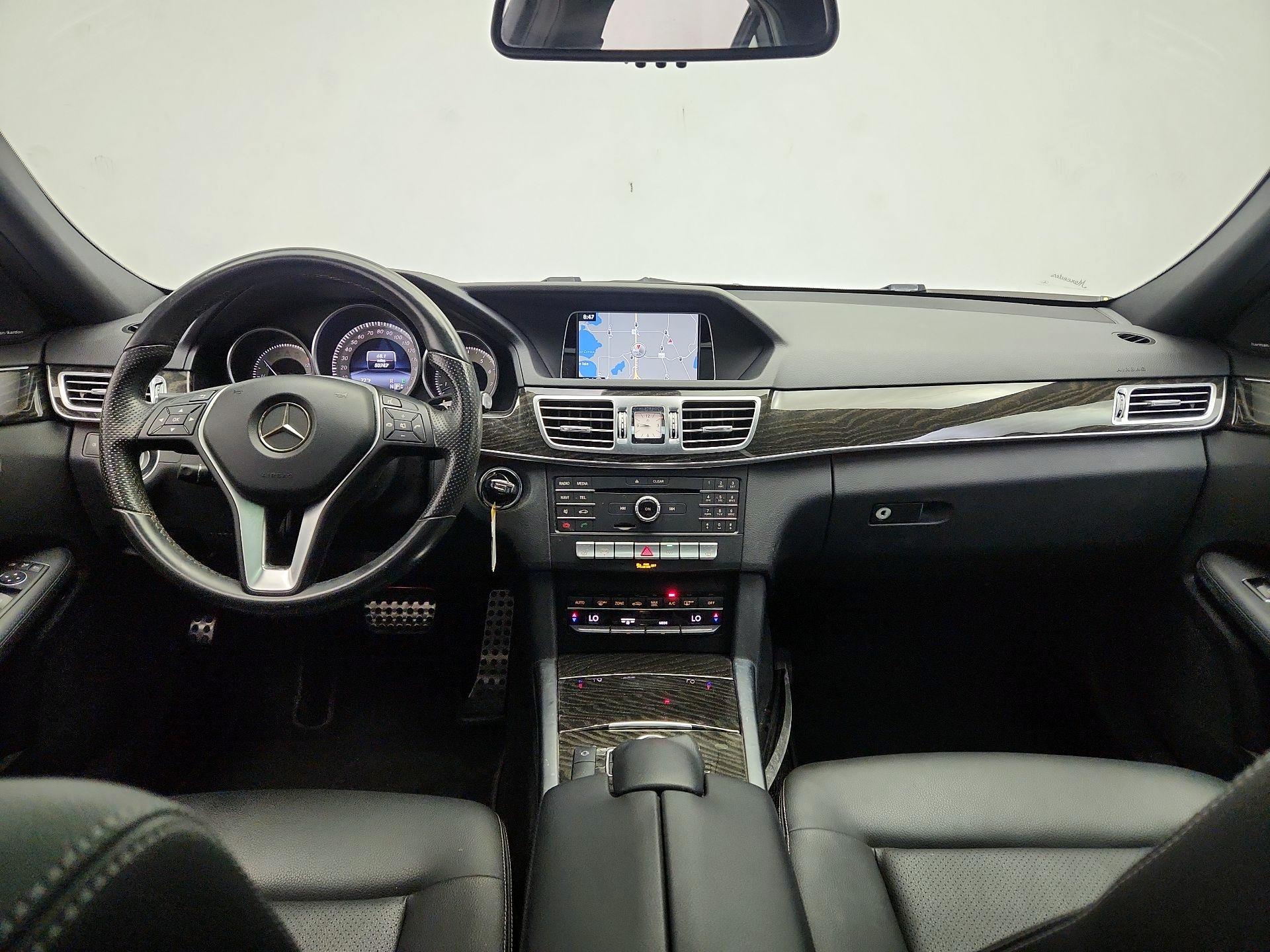 Thumbnail: 2016 Mercedes-Benz E-Class - 9