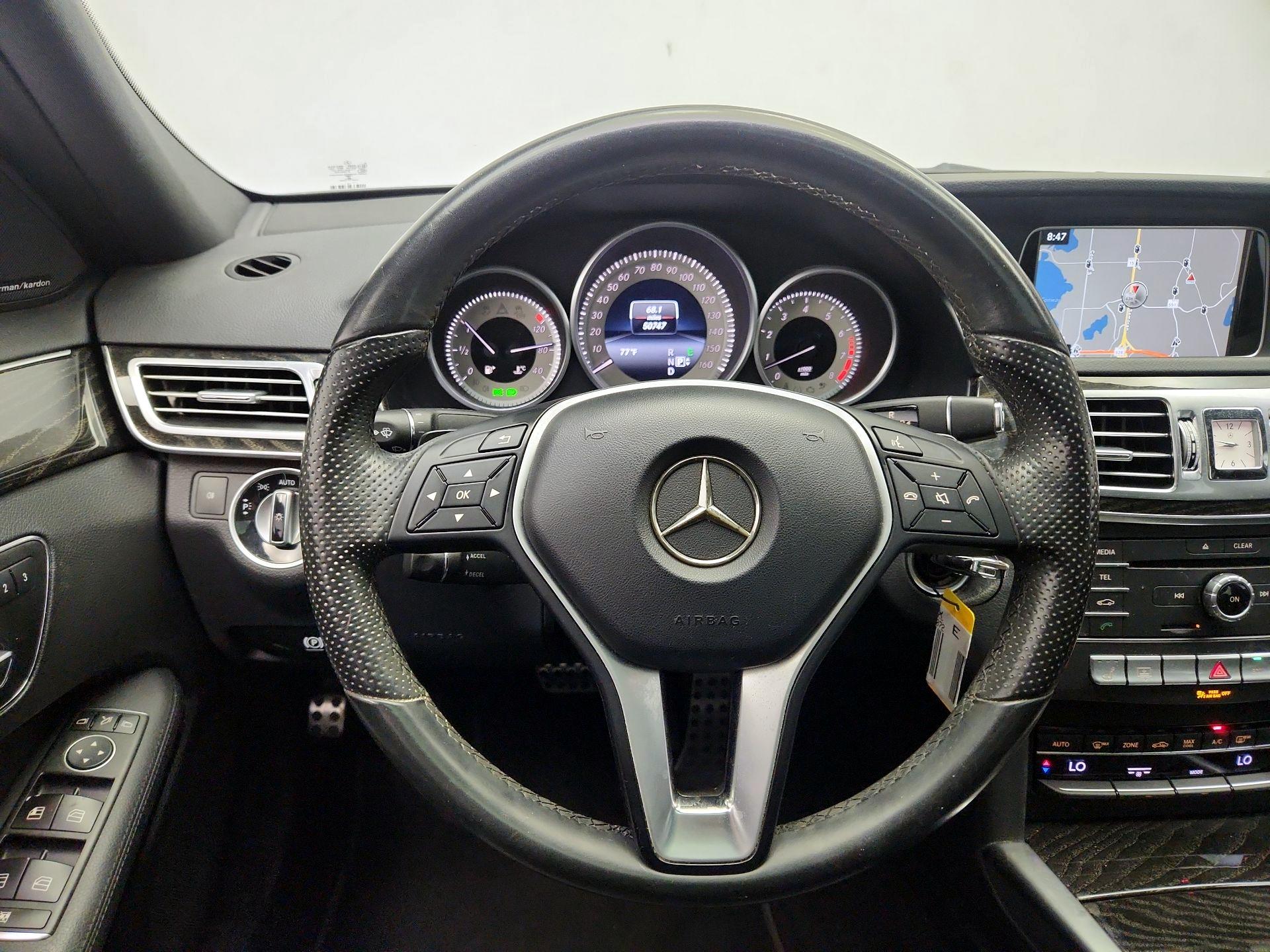 Thumbnail: 2016 Mercedes-Benz E-Class - 10