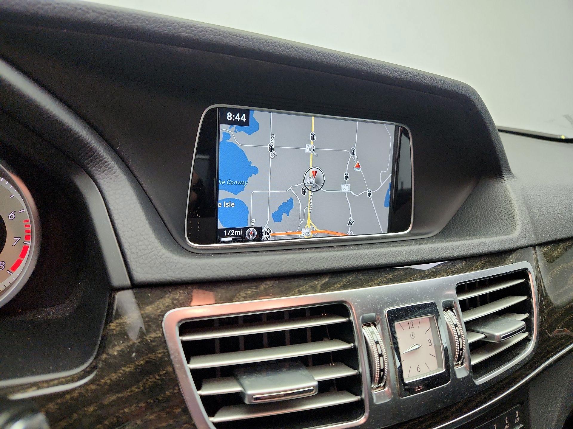 Thumbnail: 2016 Mercedes-Benz E-Class - 14