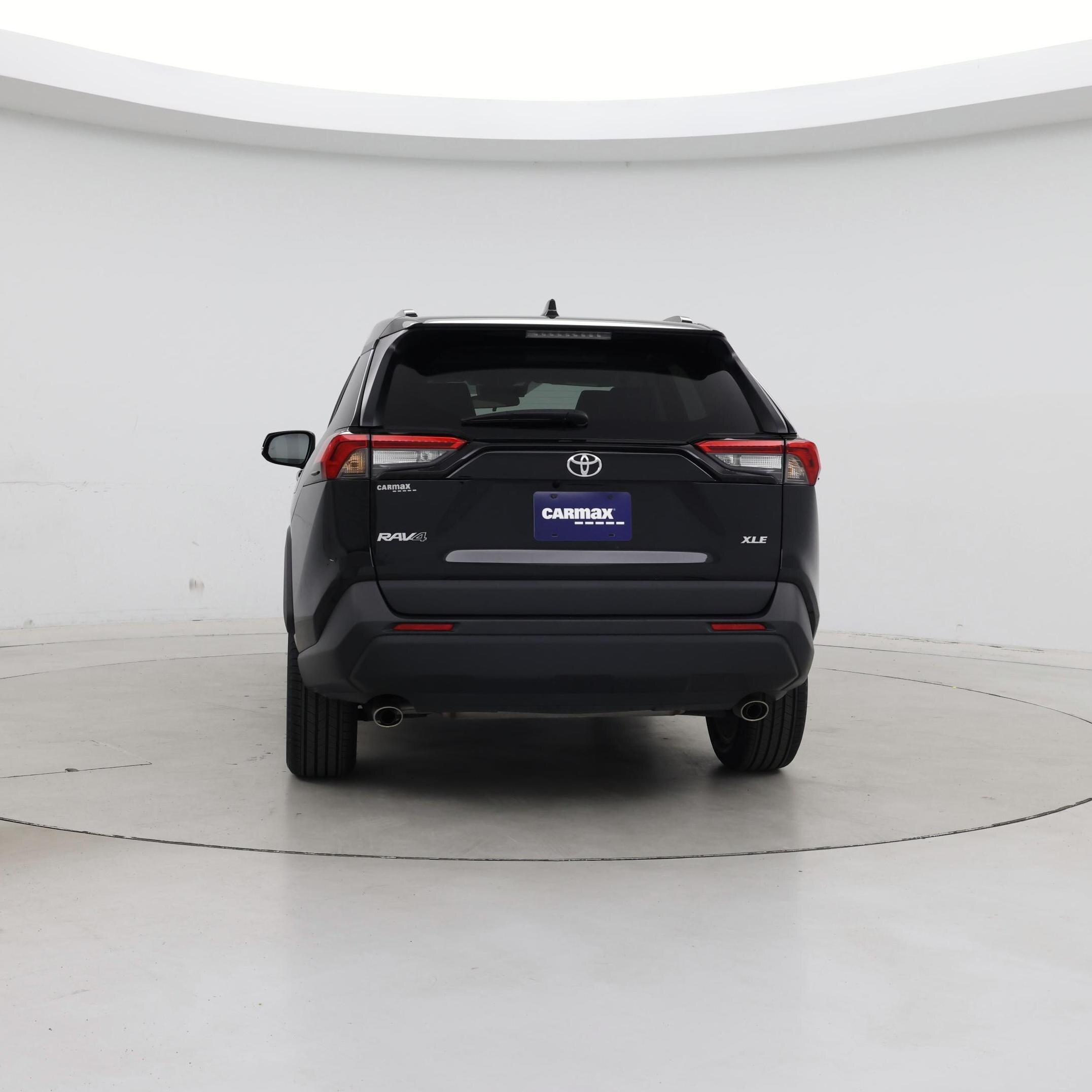 Thumbnail: 2021 Toyota RAV4 - 6
