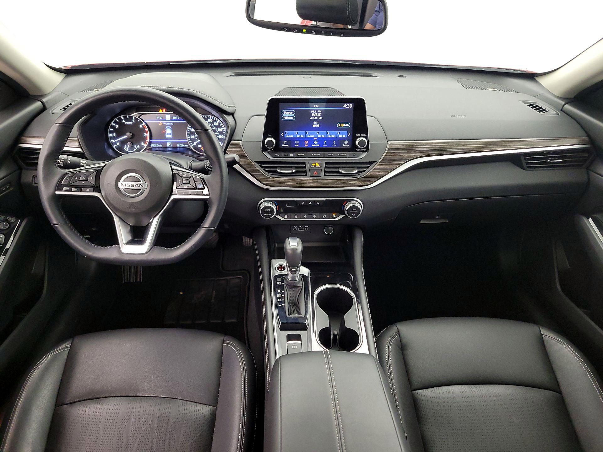 Thumbnail: 2020 Nissan Altima - 9