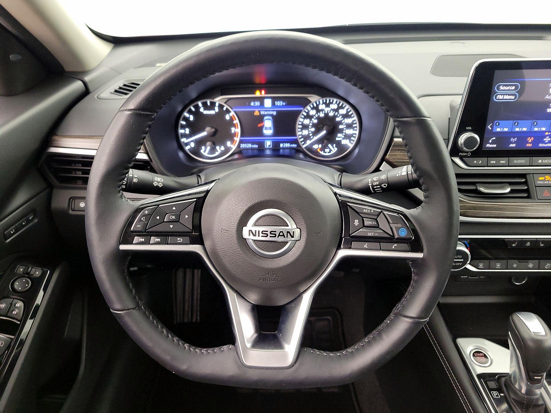 Thumbnail: 2020 Nissan Altima - 10