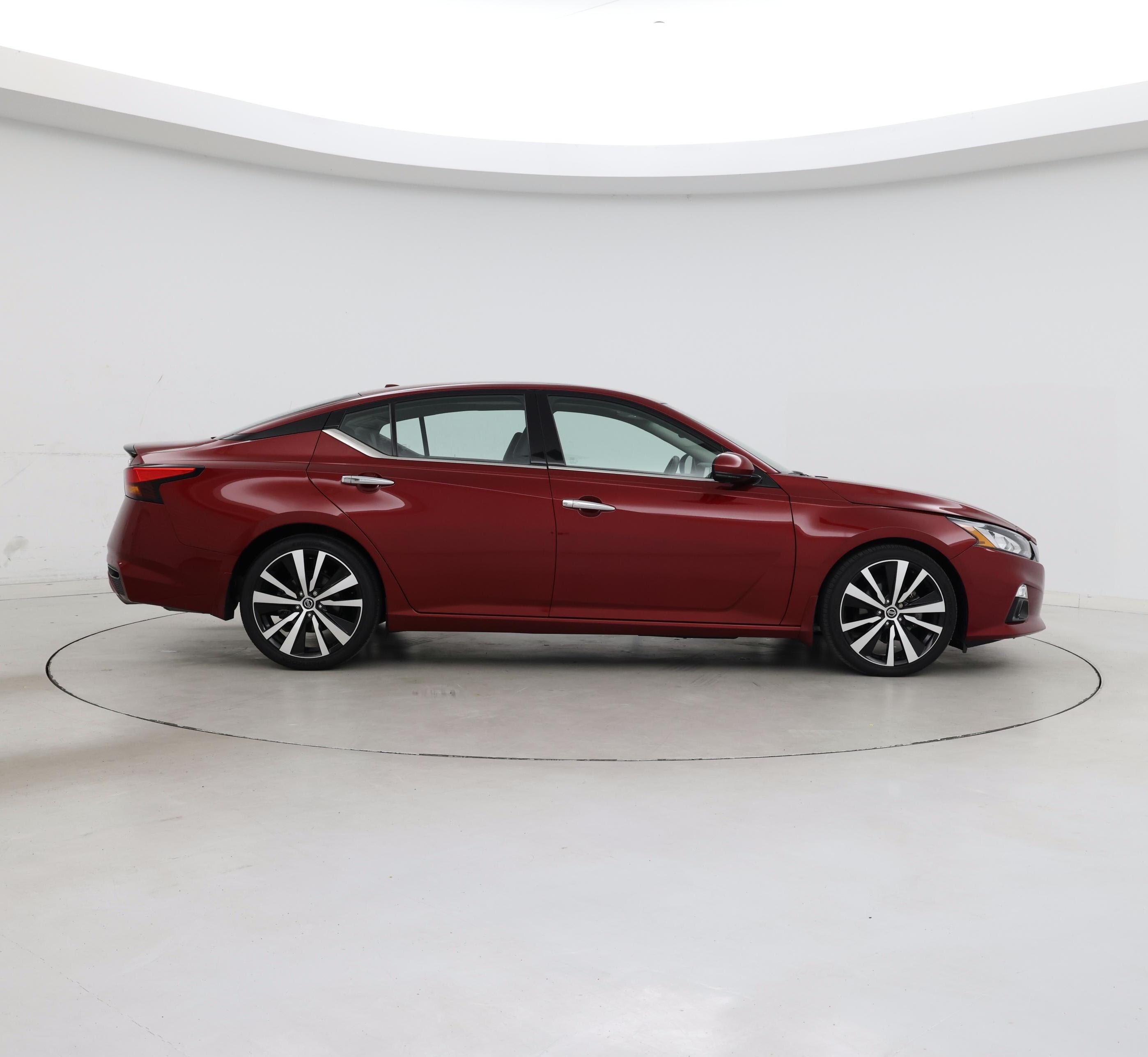 Thumbnail: 2020 Nissan Altima - 7