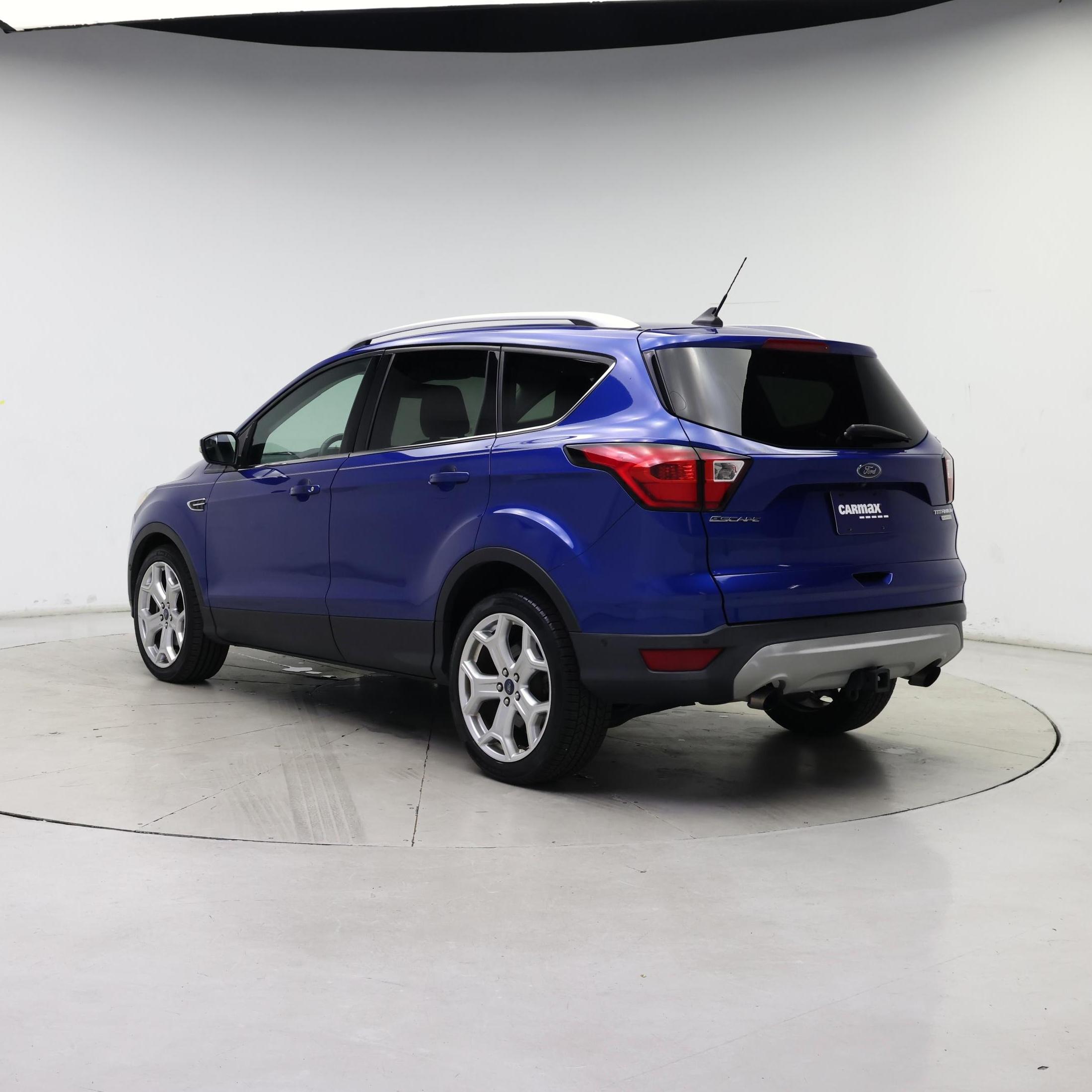 Thumbnail: 2019 Ford Escape - 2