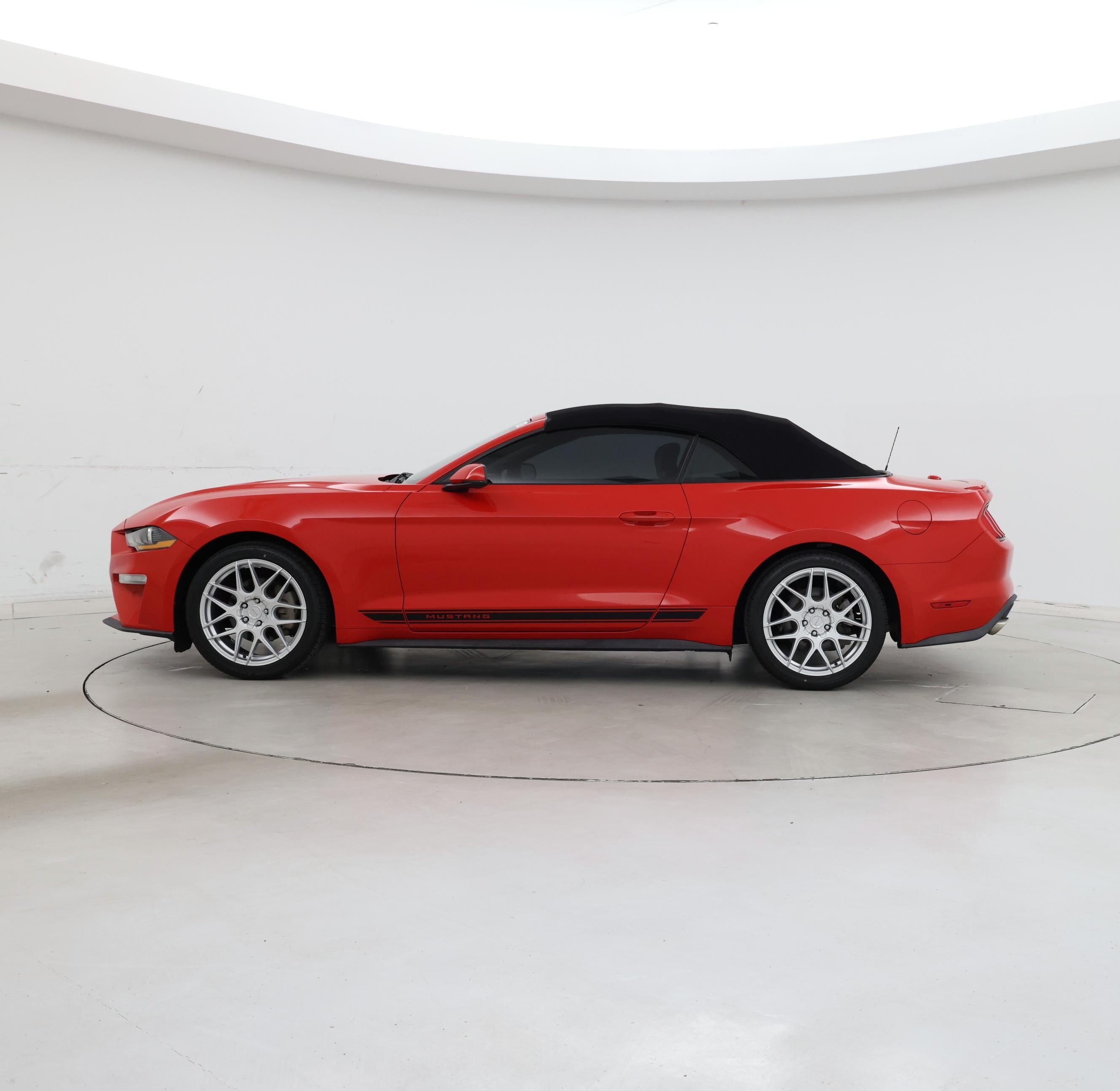 Thumbnail: 2019 Ford Mustang - 3