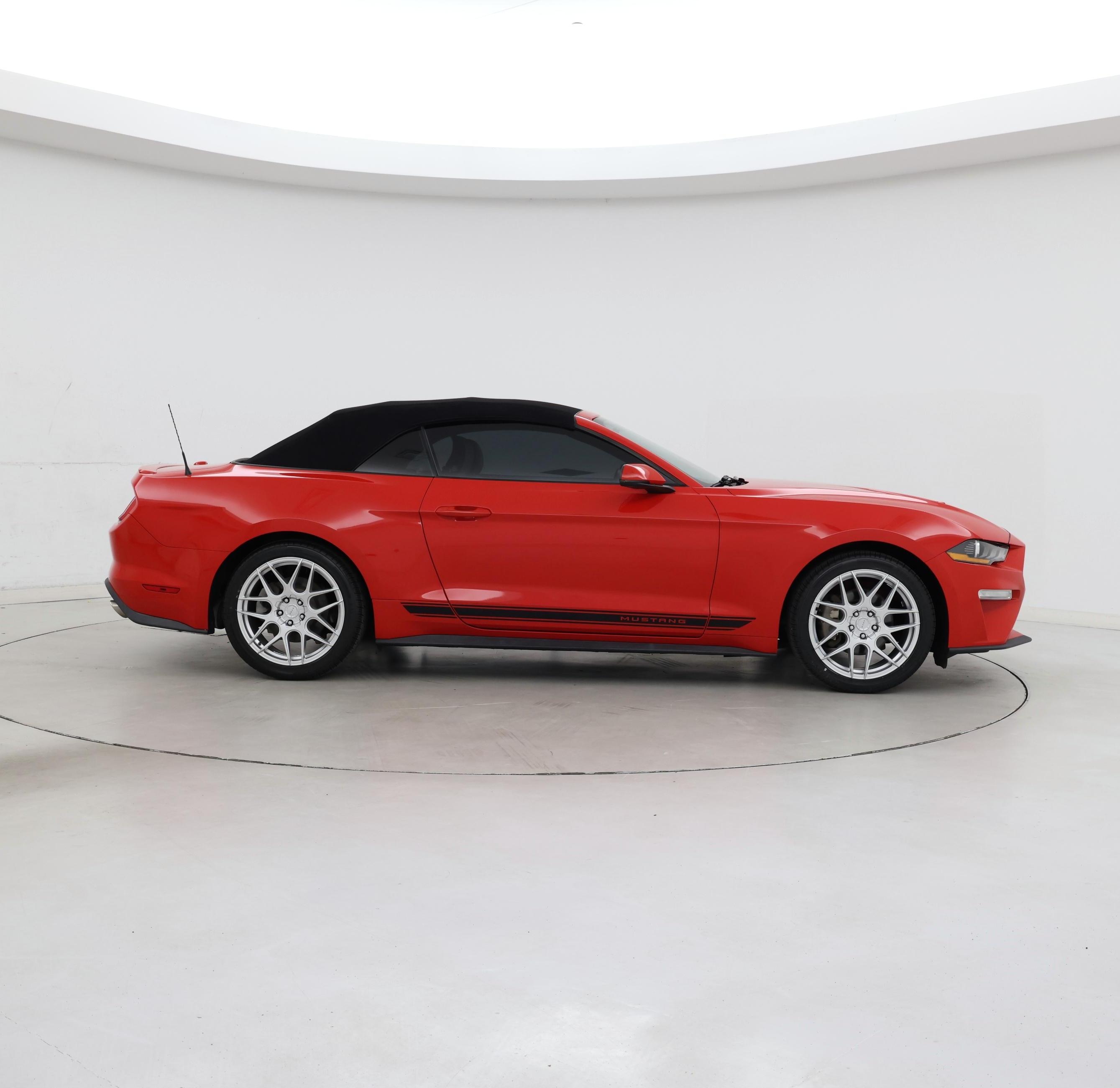 Thumbnail: 2019 Ford Mustang - 7