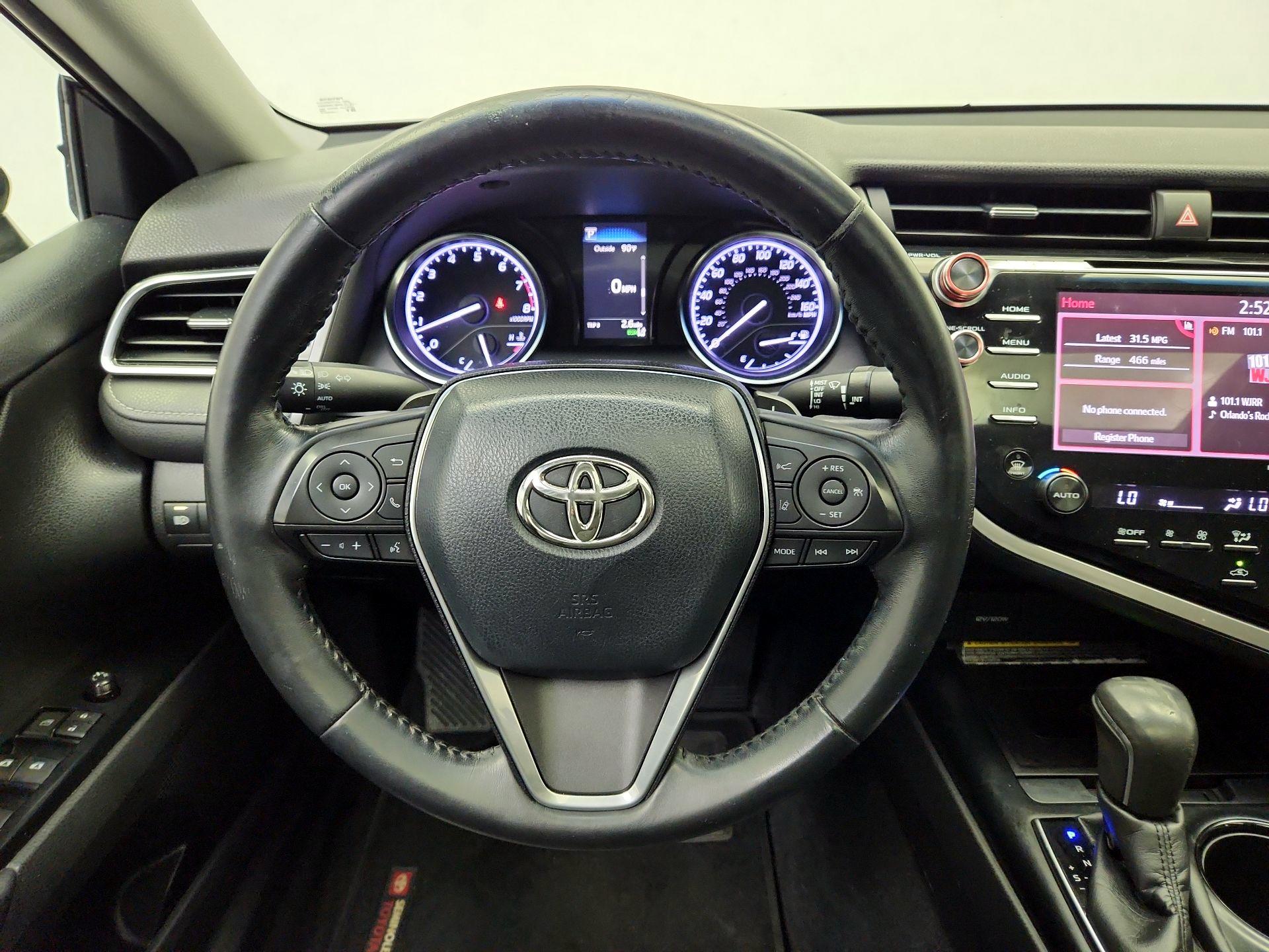 Thumbnail: 2018 Toyota Camry - 10