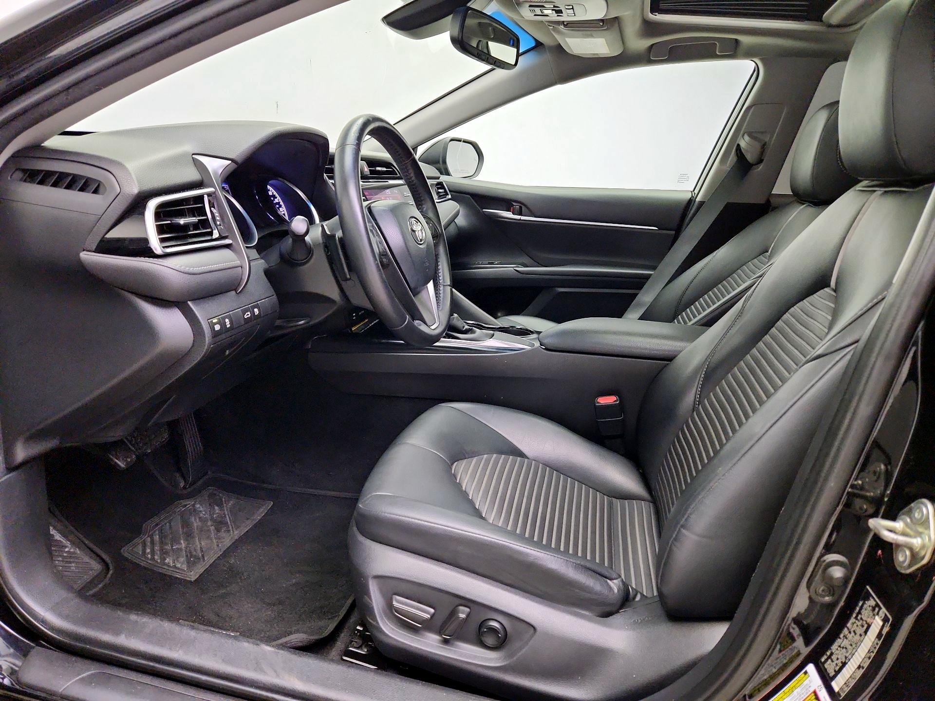 Thumbnail: 2018 Toyota Camry - 11