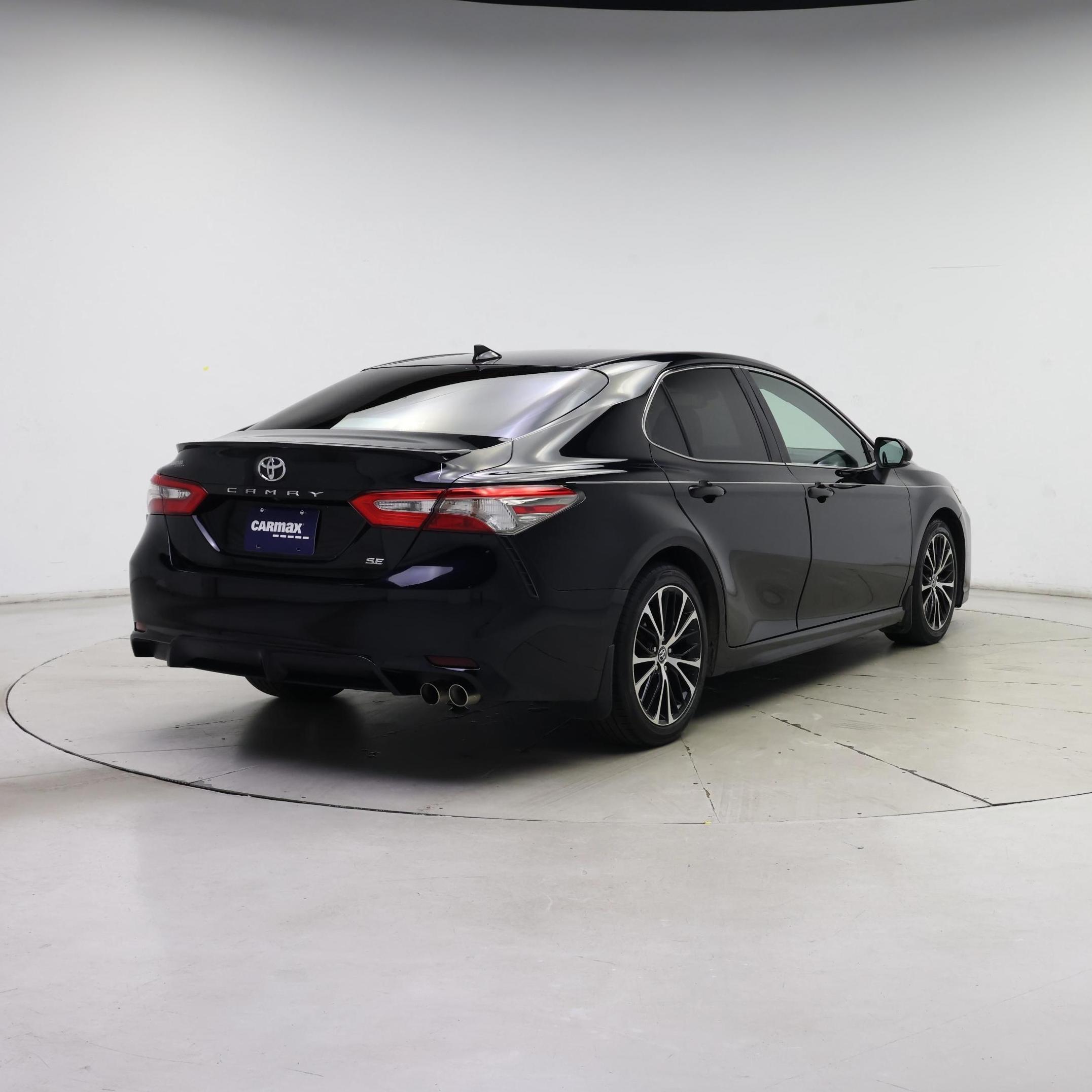 Thumbnail: 2018 Toyota Camry - 8