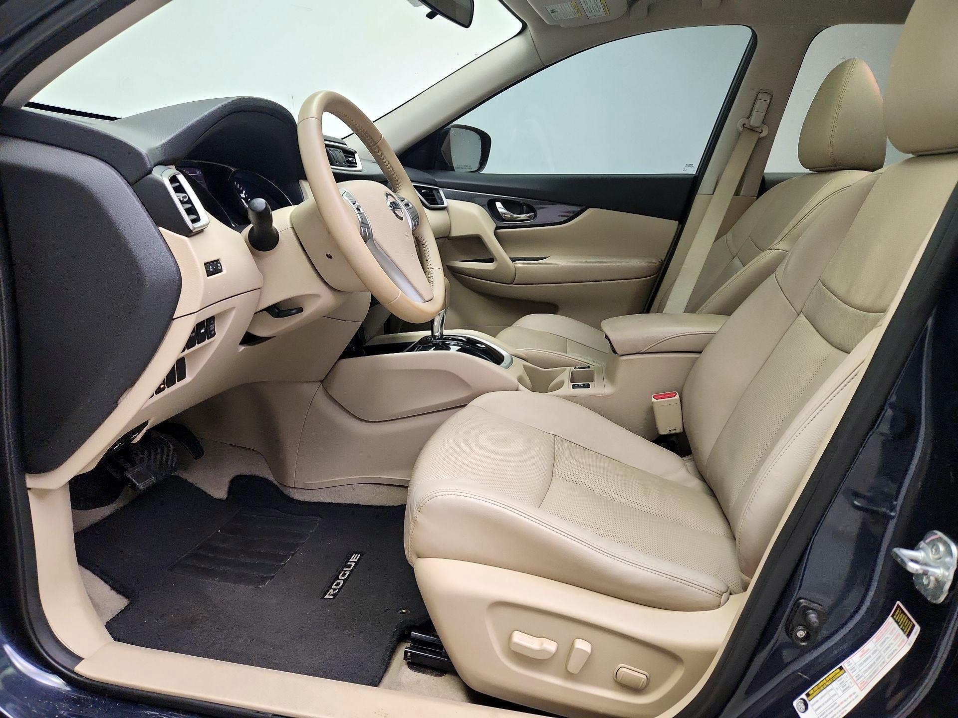 Thumbnail: 2015 Nissan Rogue - 11