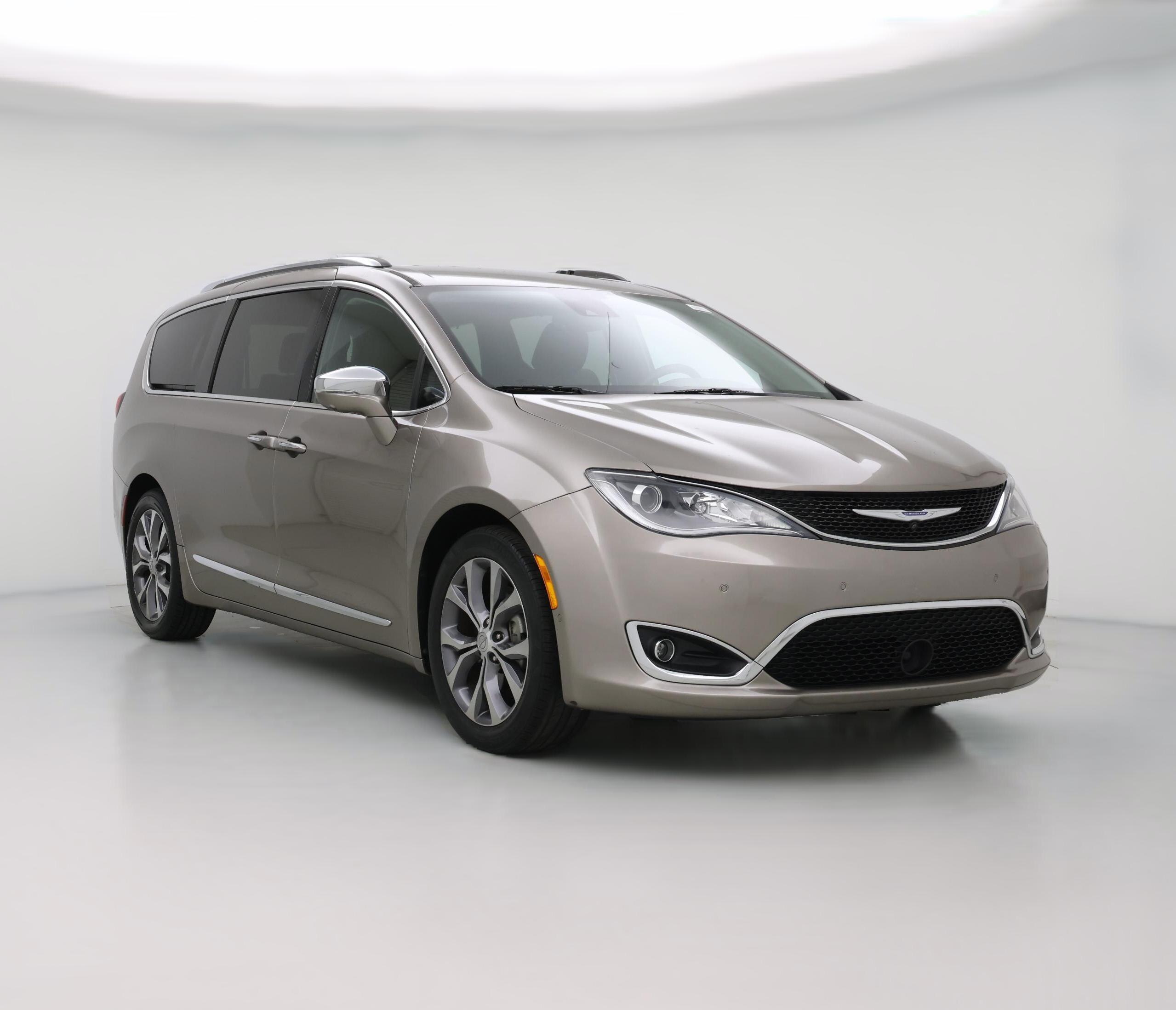 Thumbnail: 2018 Chrysler Pacifica - 1