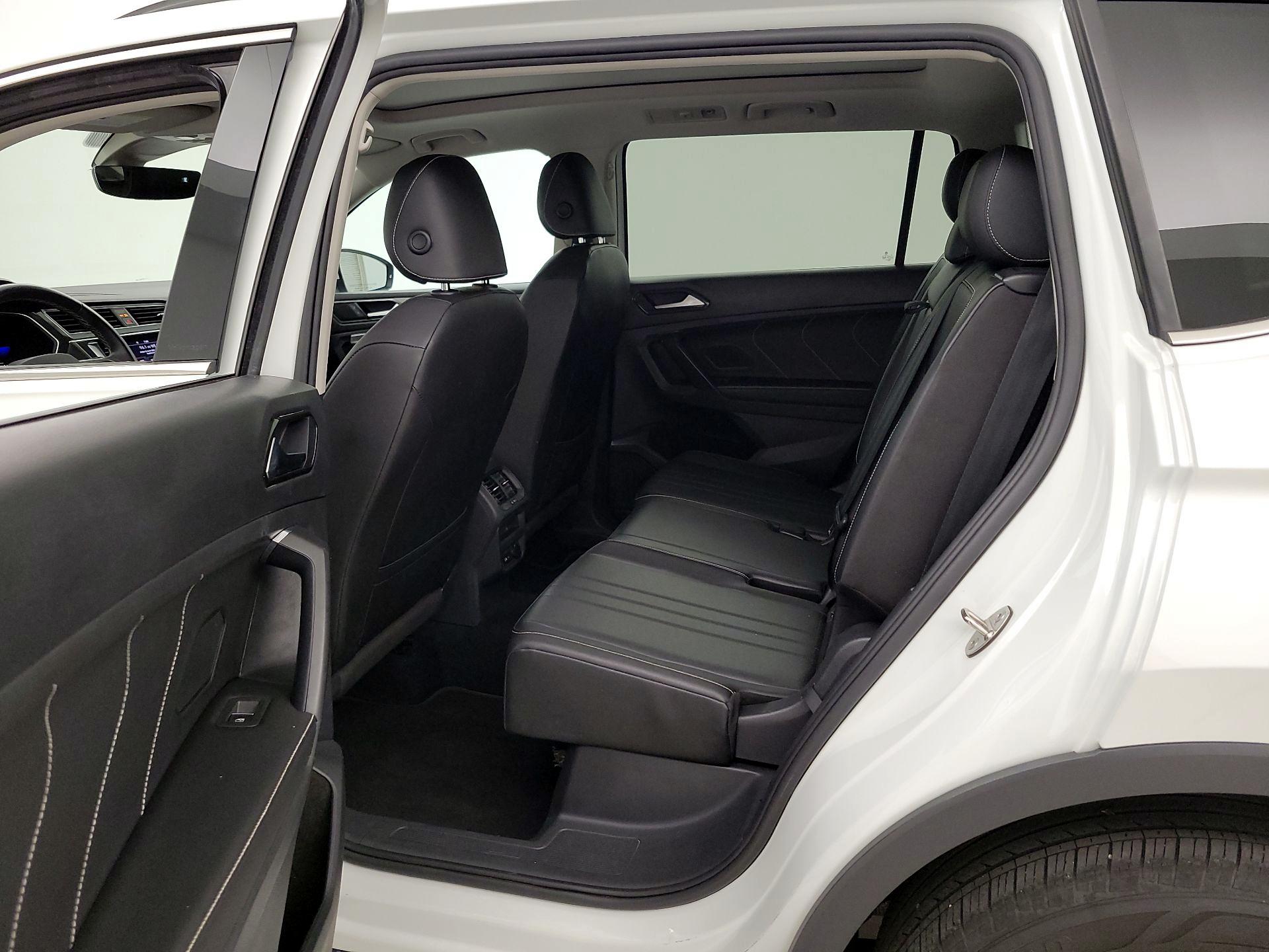 Thumbnail: 2023 Volkswagen Tiguan - 20