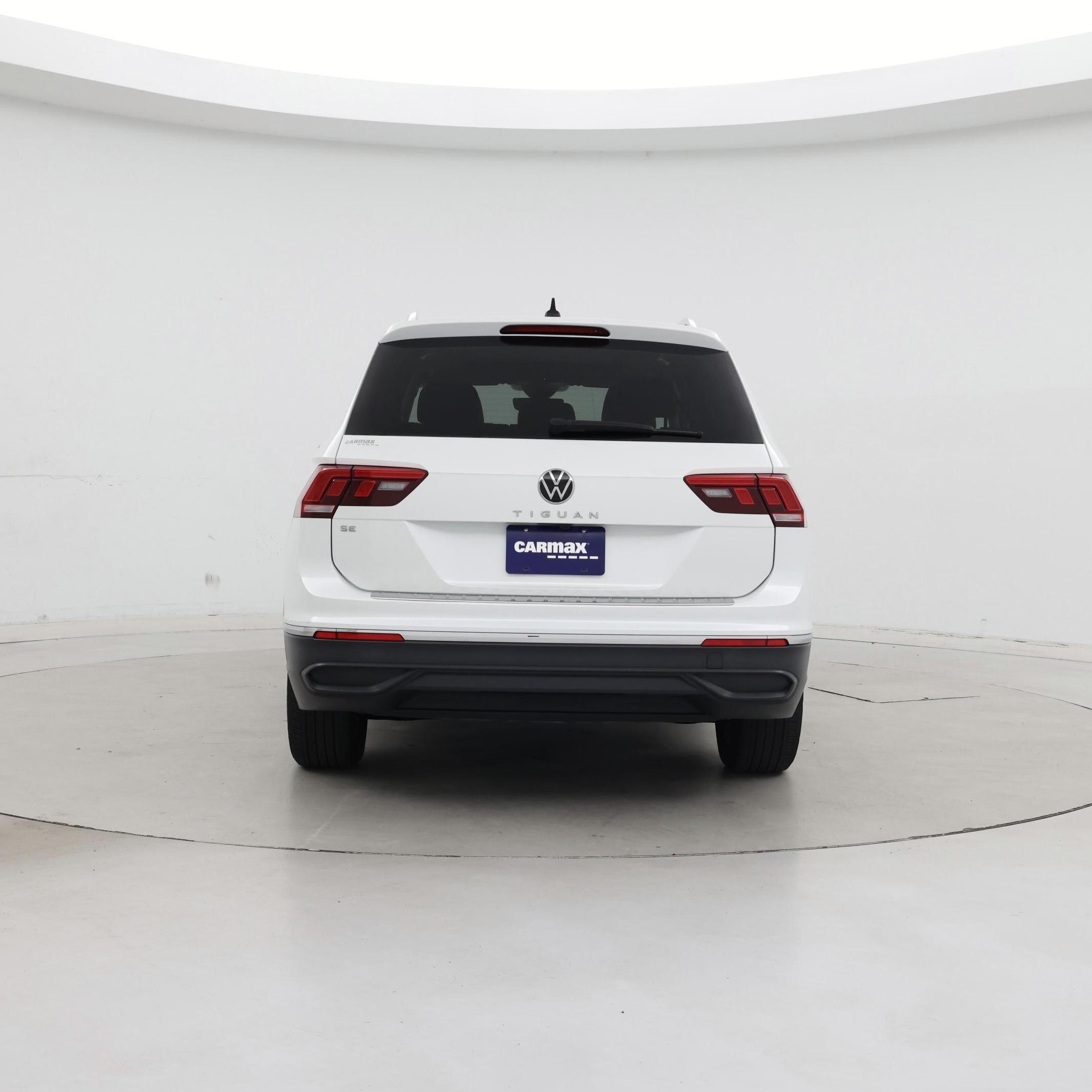 Thumbnail: 2023 Volkswagen Tiguan - 6