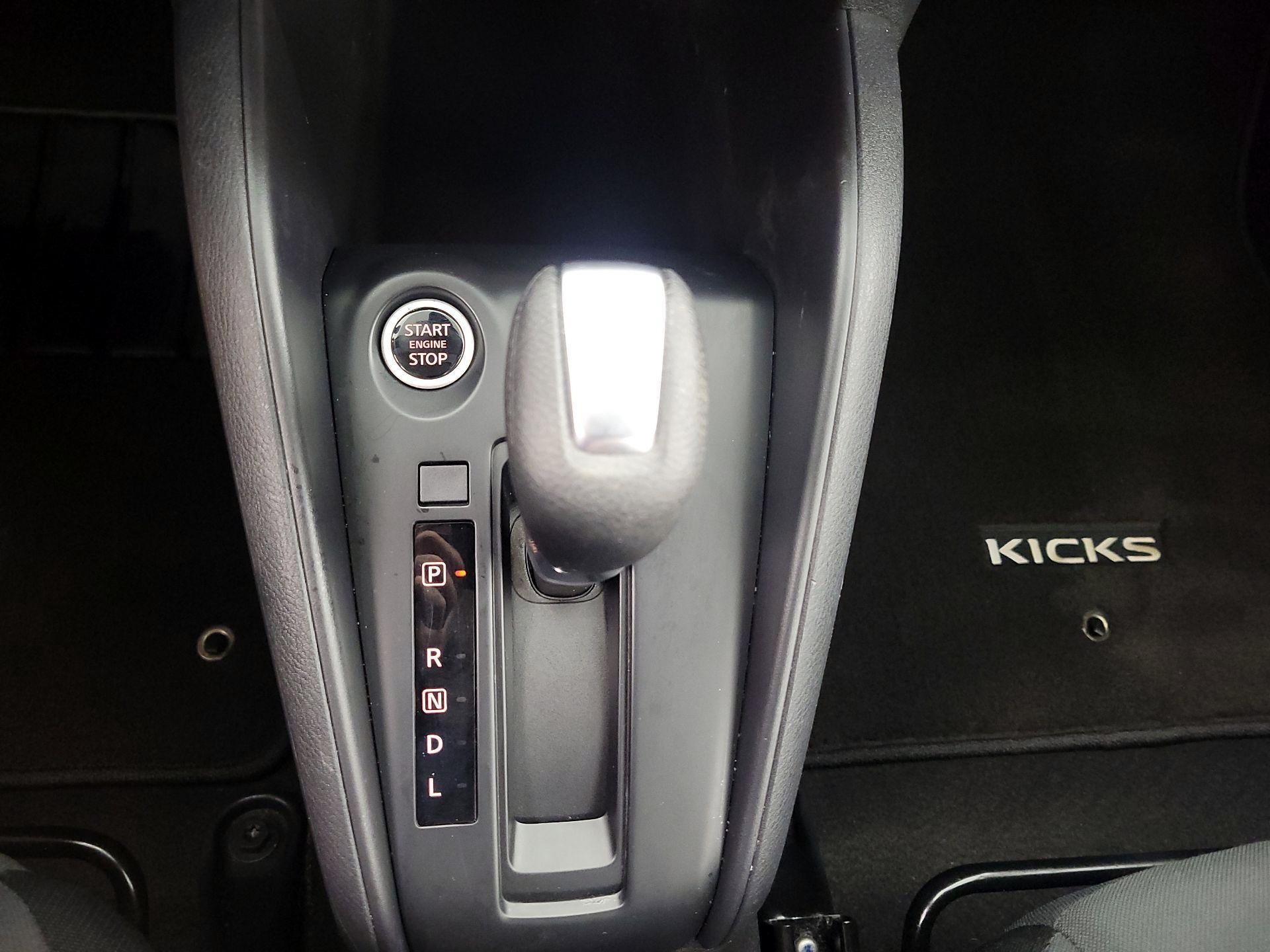 Thumbnail: 2024 Nissan Kicks - 17