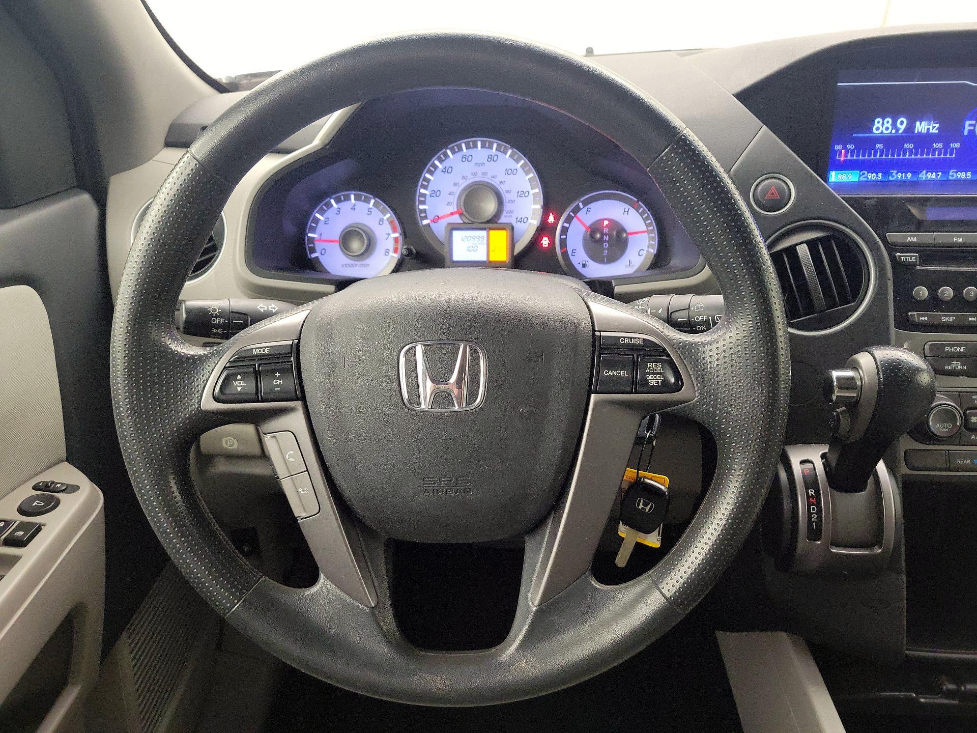 Thumbnail: 2014 Honda Pilot - 10