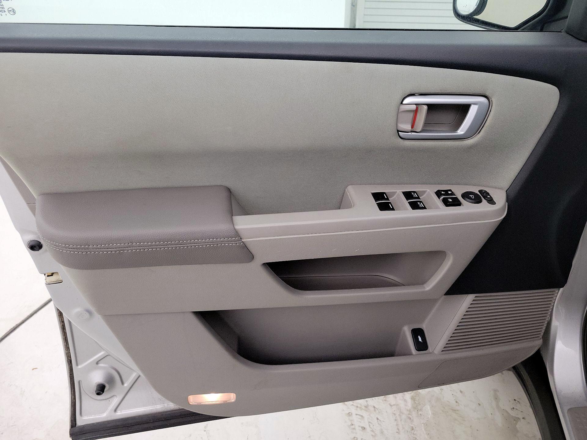 Thumbnail: 2014 Honda Pilot - 12