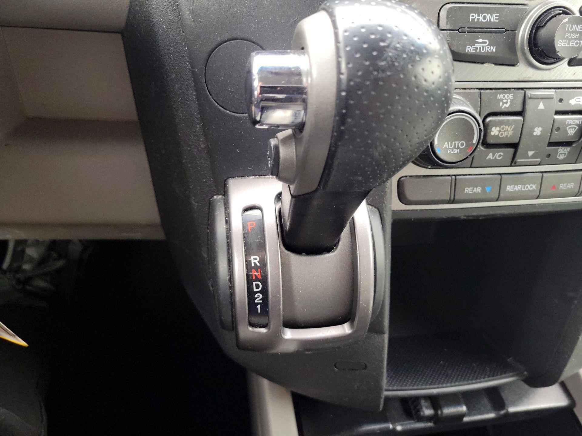 Thumbnail: 2014 Honda Pilot - 17