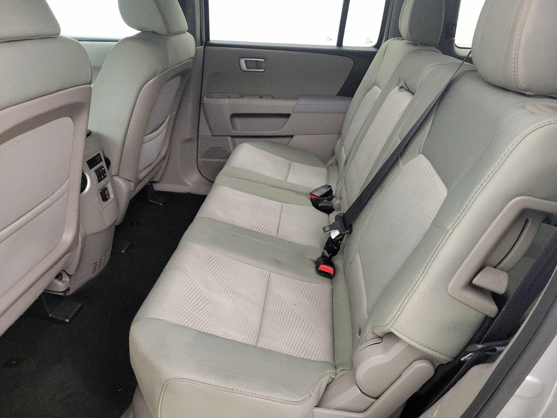 Thumbnail: 2014 Honda Pilot - 19