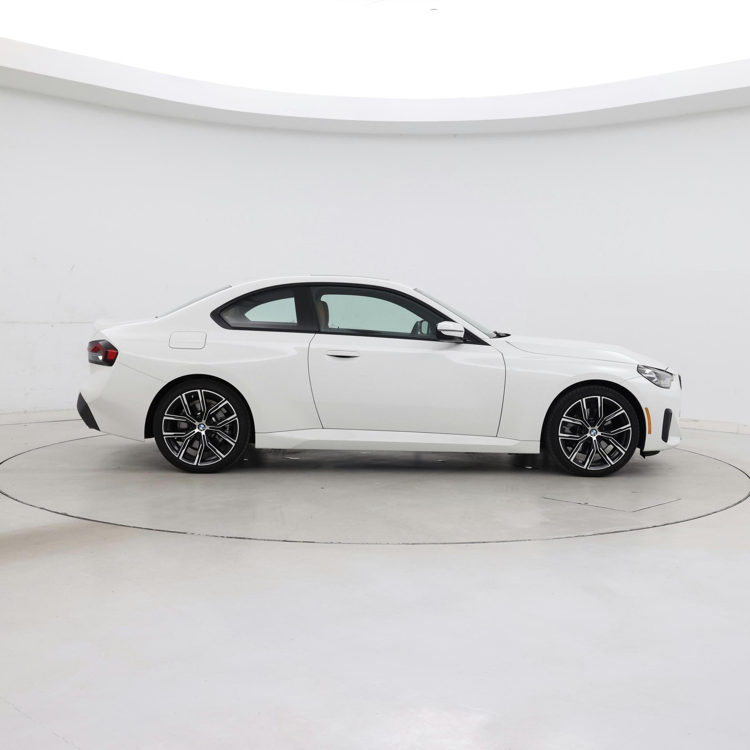 Thumbnail: 2023 BMW 2 Series - 7
