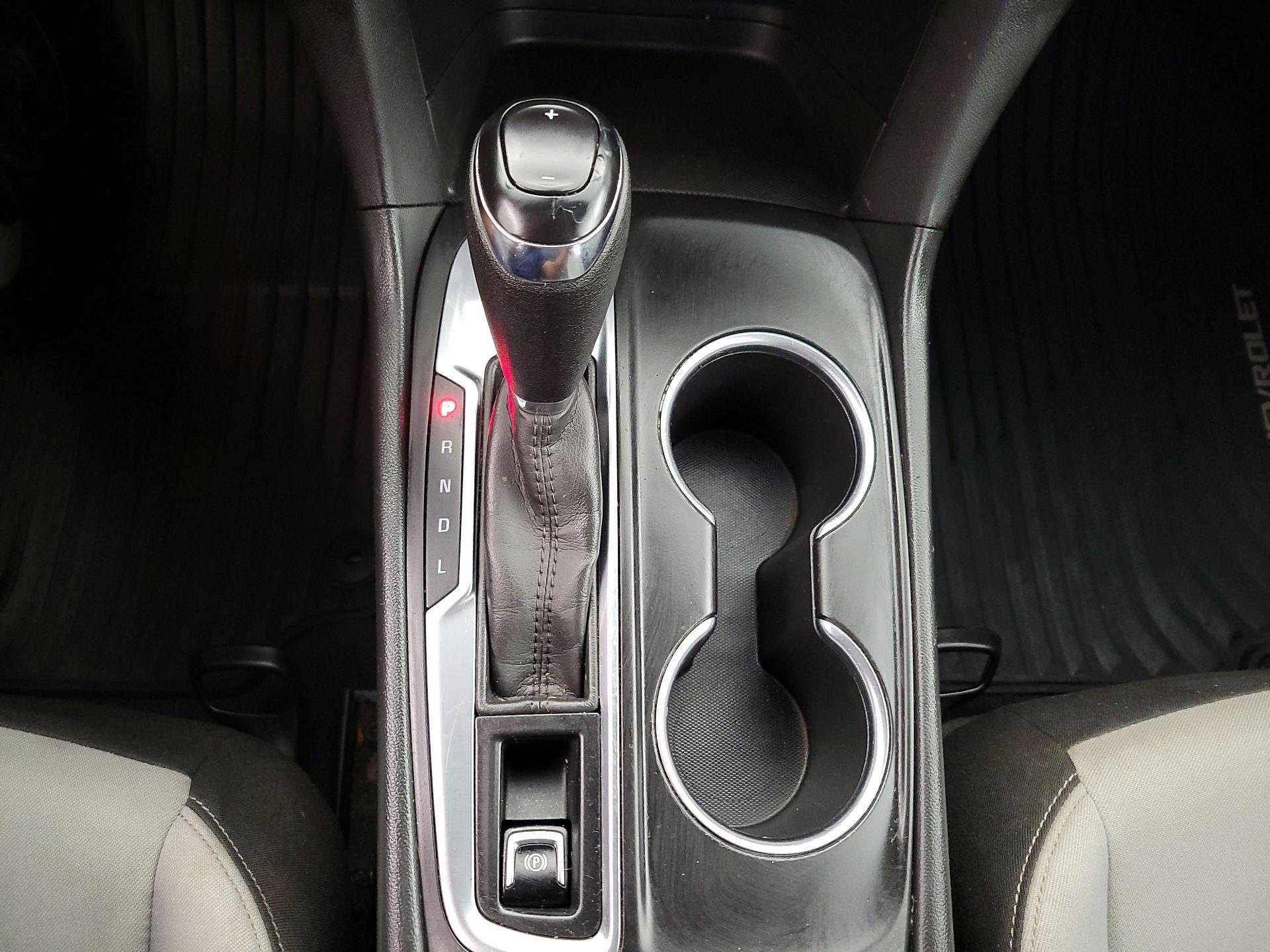 Thumbnail: 2020 Chevrolet Equinox - 17