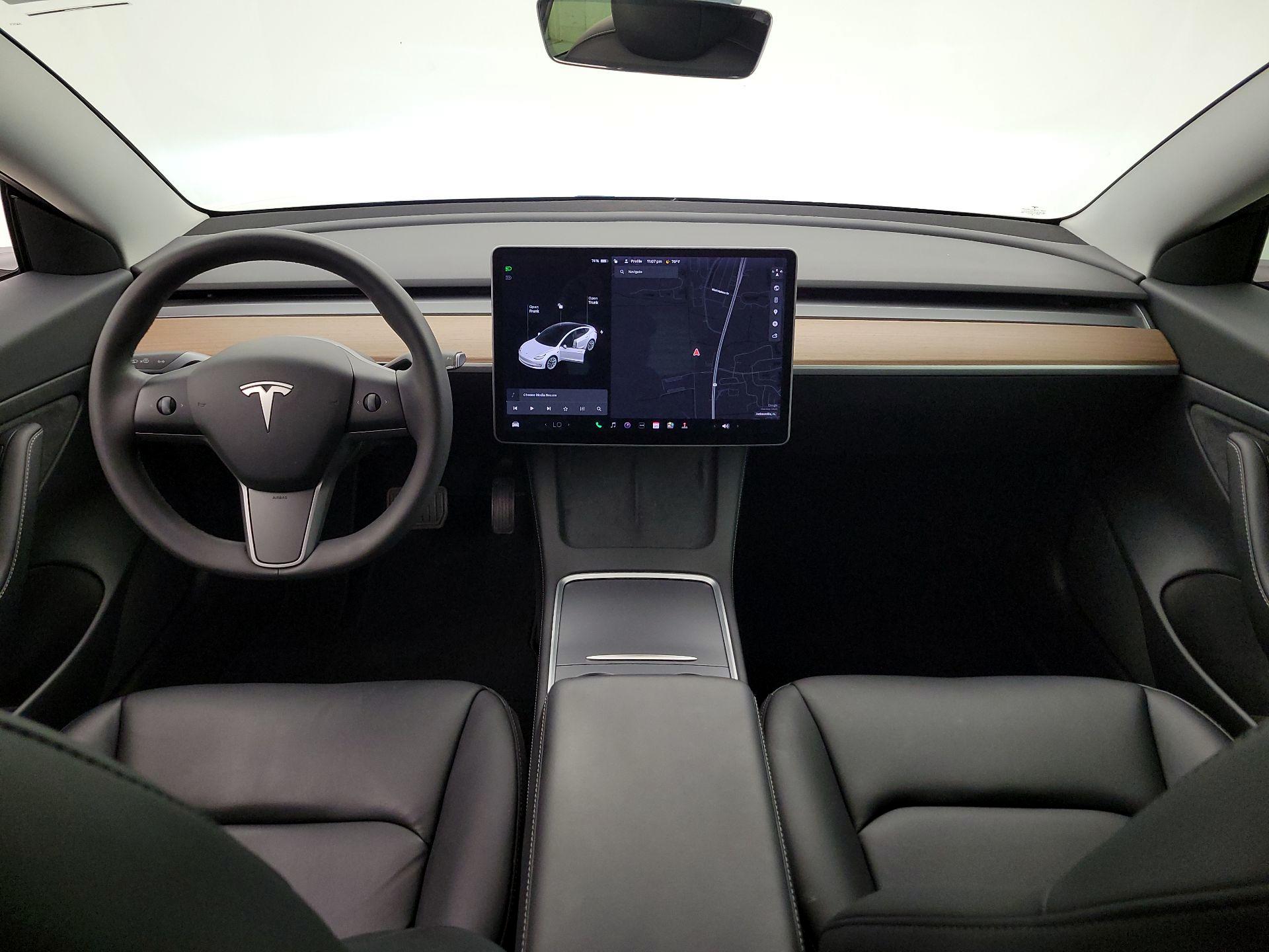 Thumbnail: 2021 Tesla Model 3 - 9