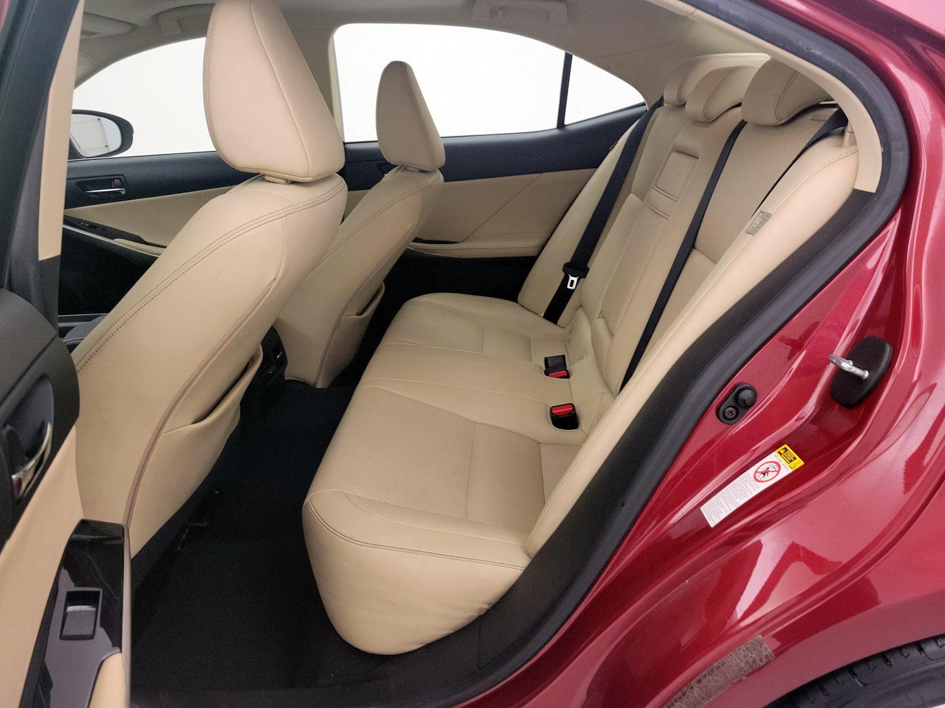 Thumbnail: 2015 Lexus IS - 19