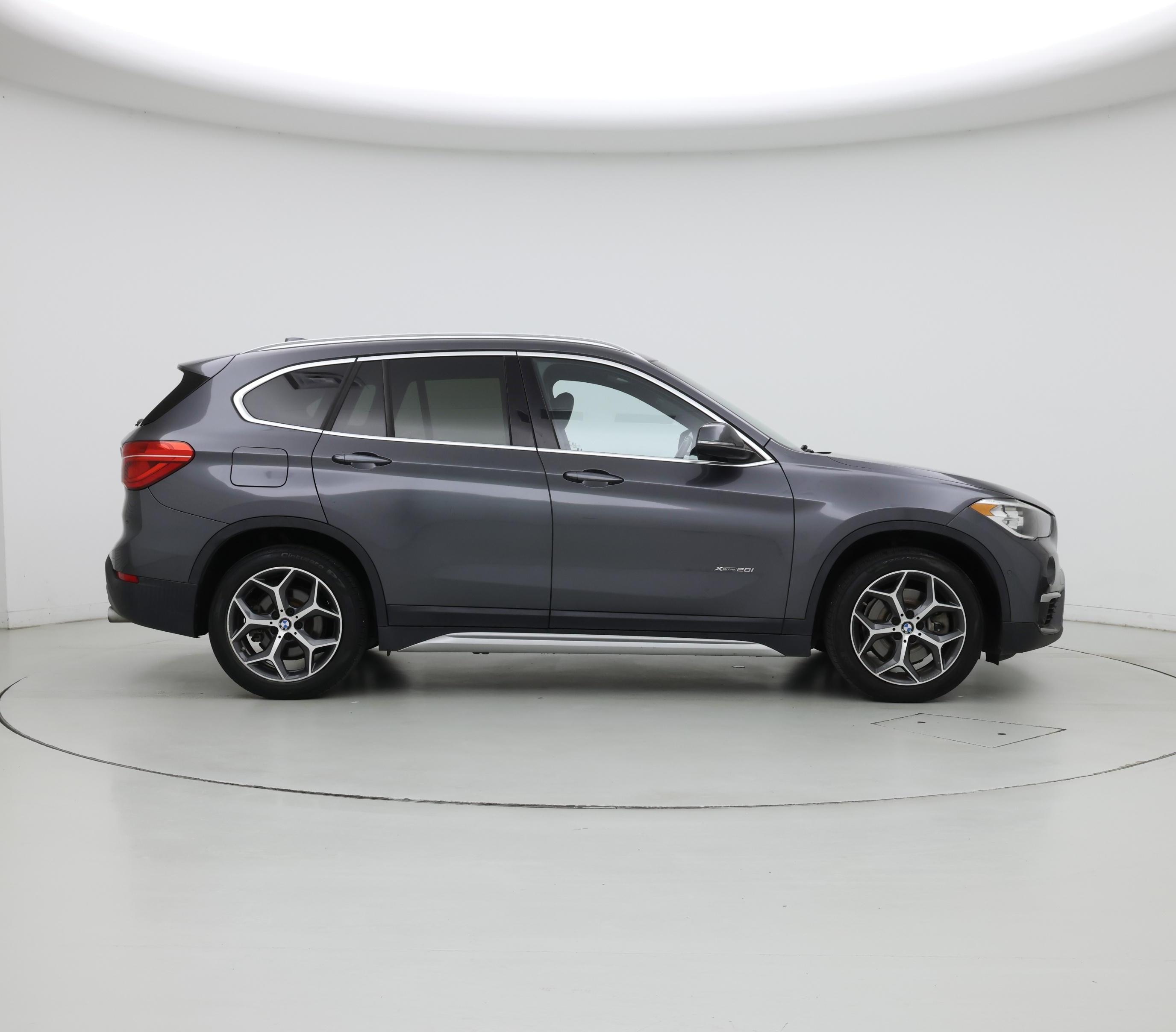 Thumbnail: 2018 BMW X1 - 7
