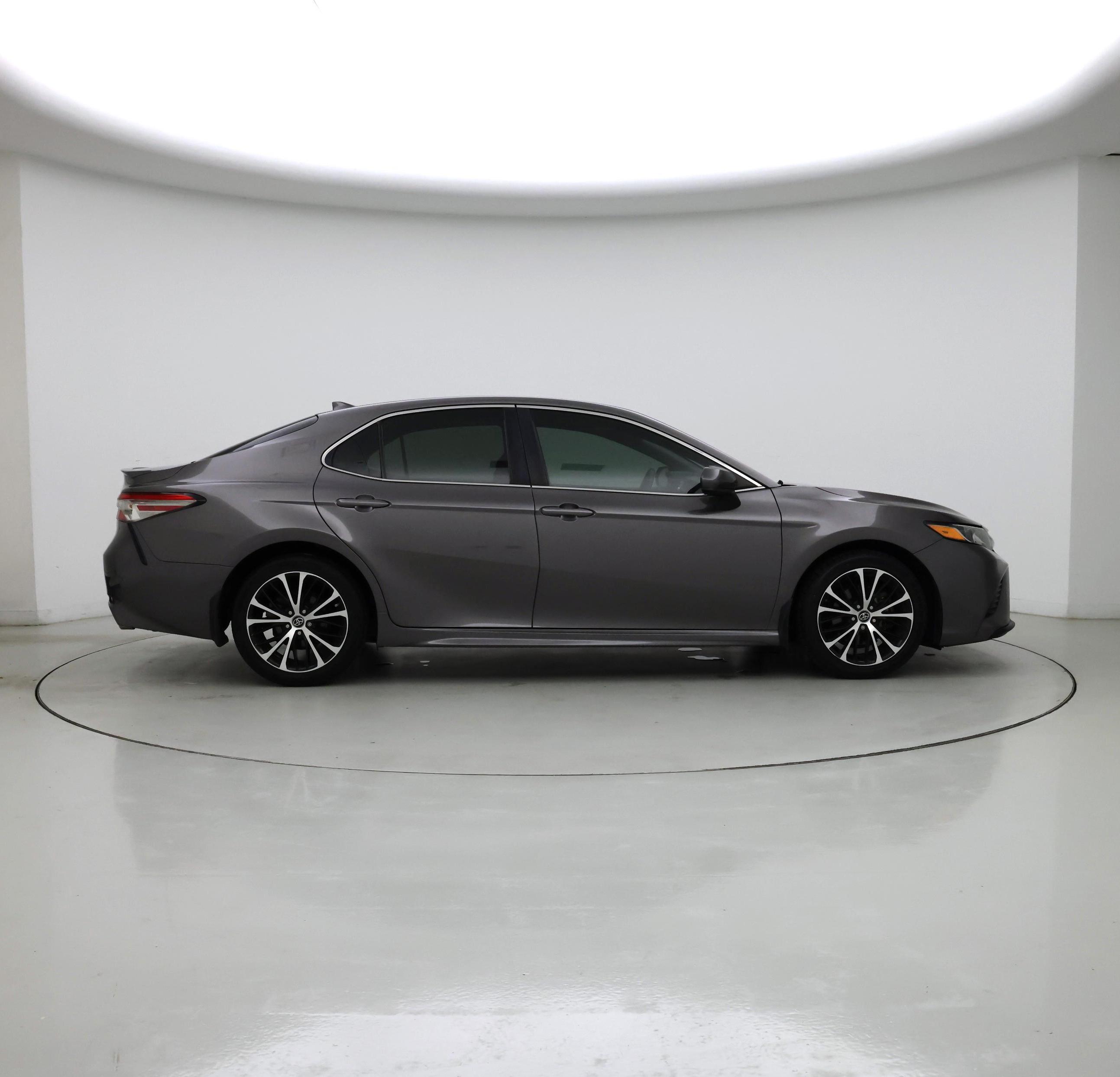 Thumbnail: 2019 Toyota Camry - 7