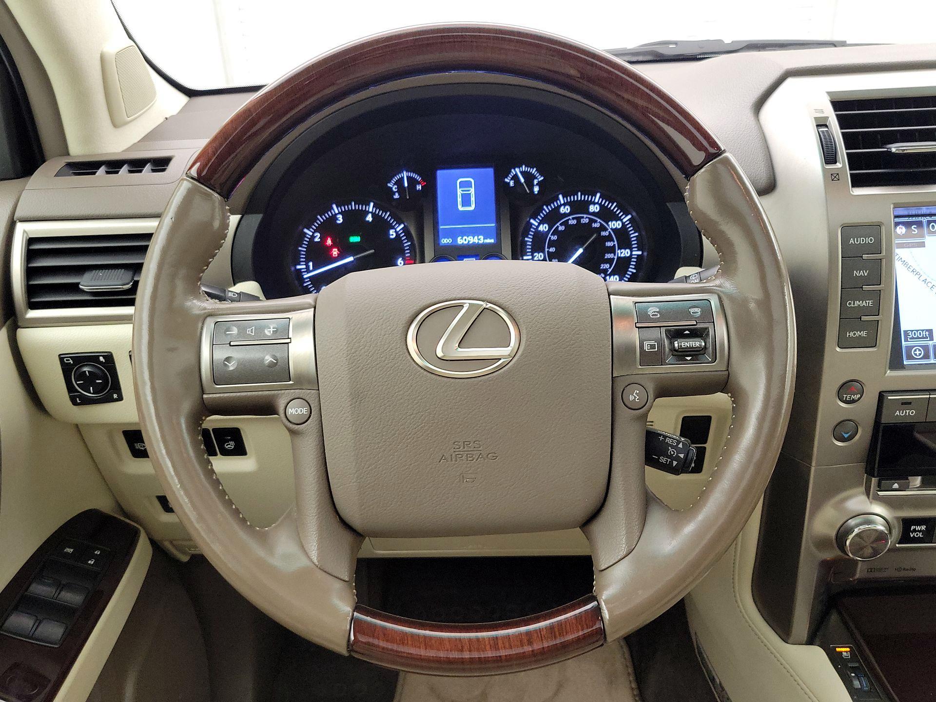 Thumbnail: 2016 Lexus GX - 10