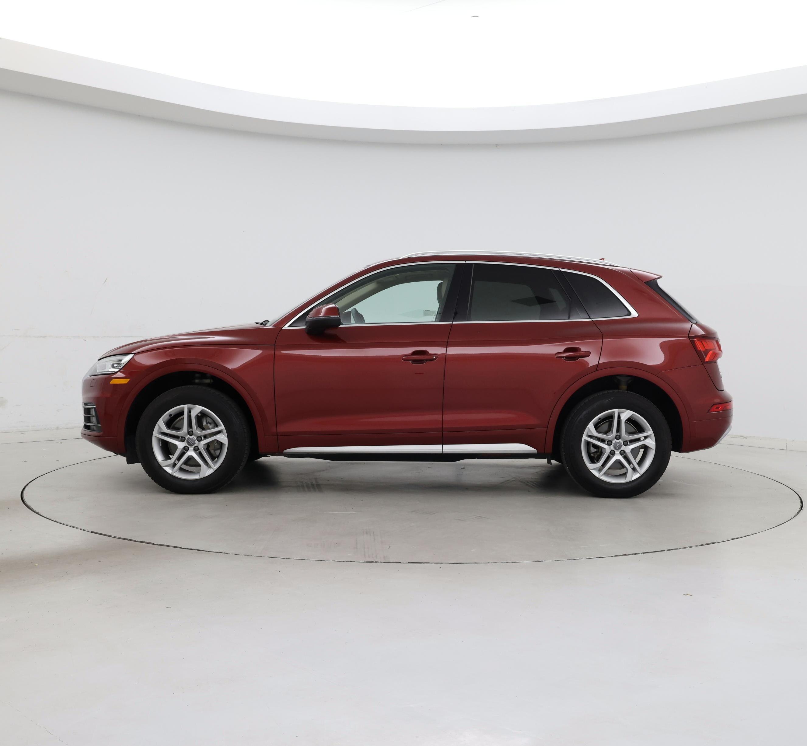 Thumbnail: 2019 Audi Q5 - 3