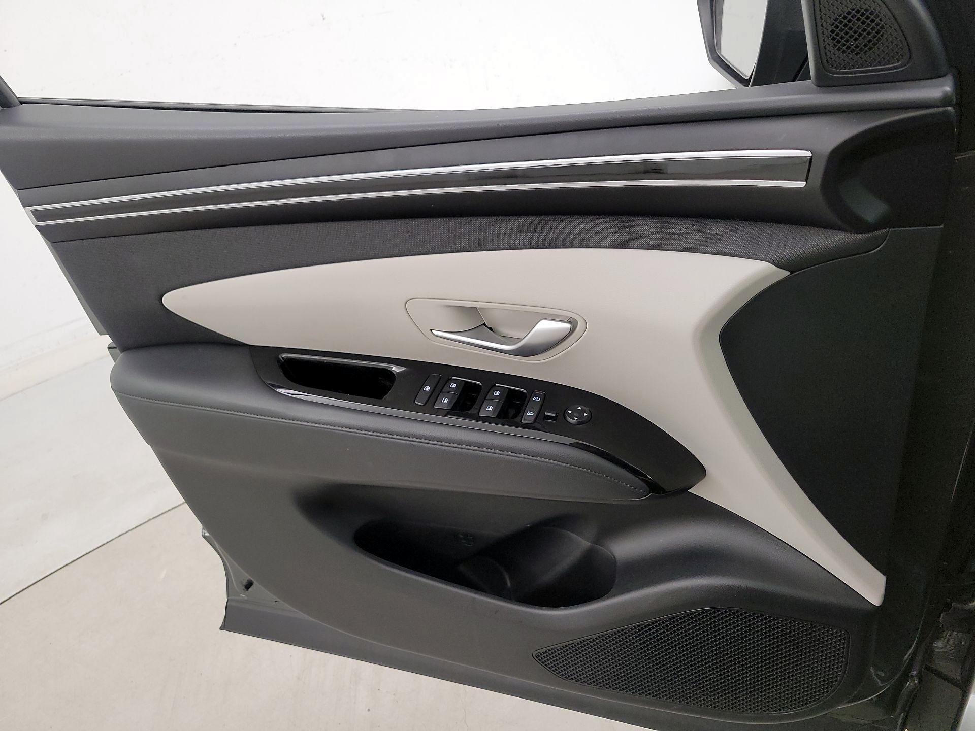 Thumbnail: 2022 Hyundai Tucson - 12