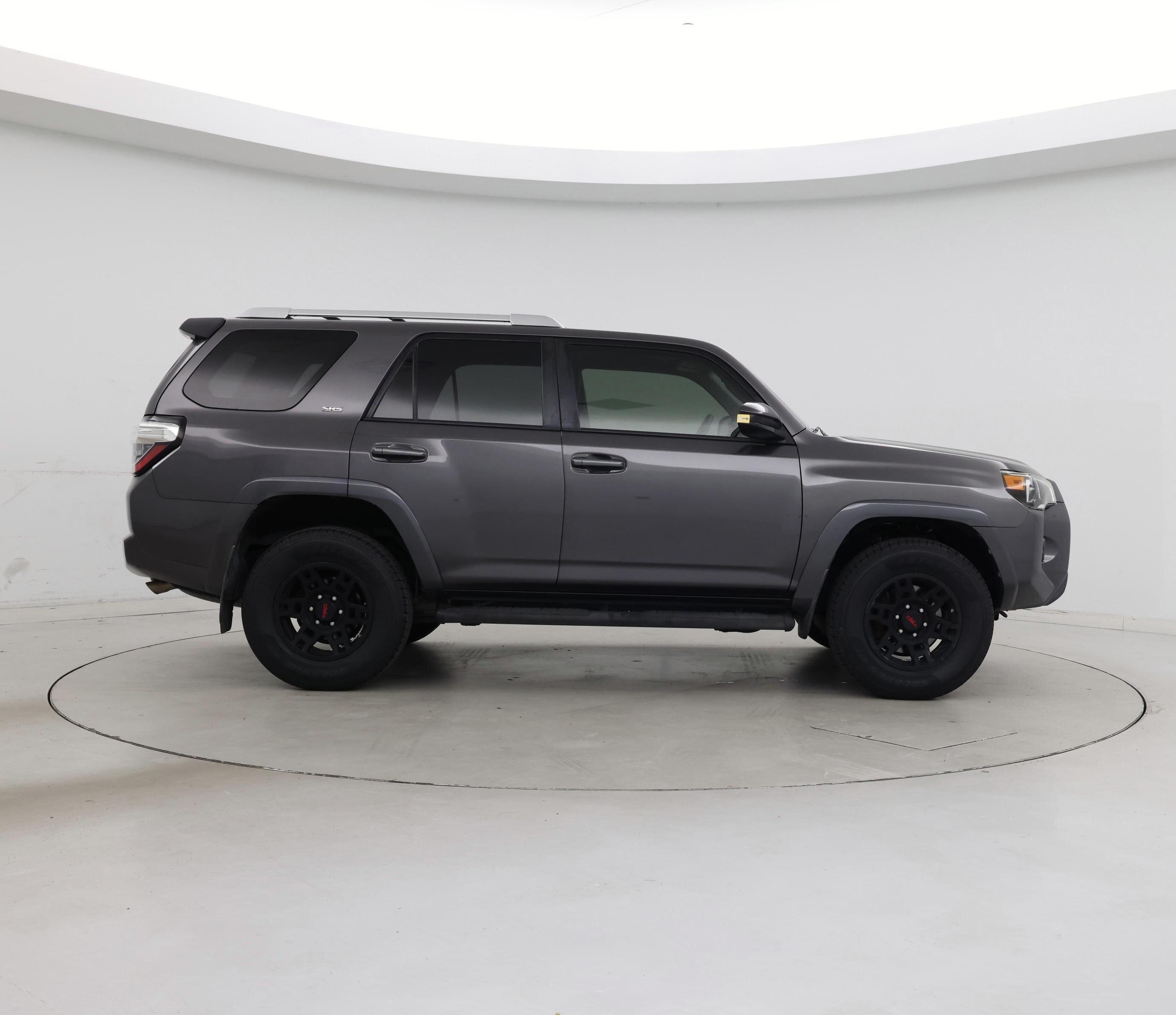 Thumbnail: 2018 Toyota 4Runner - 7