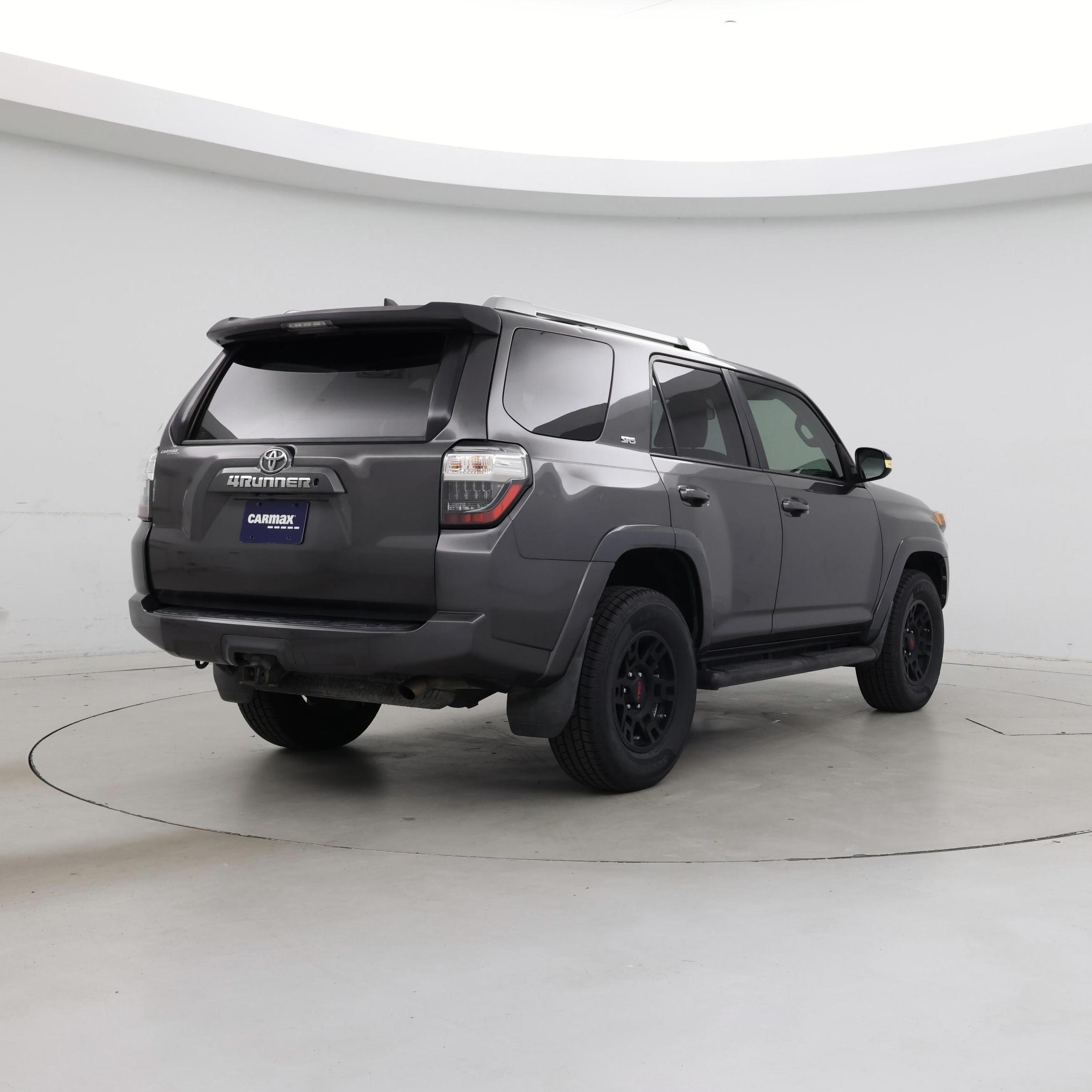 Thumbnail: 2018 Toyota 4Runner - 8