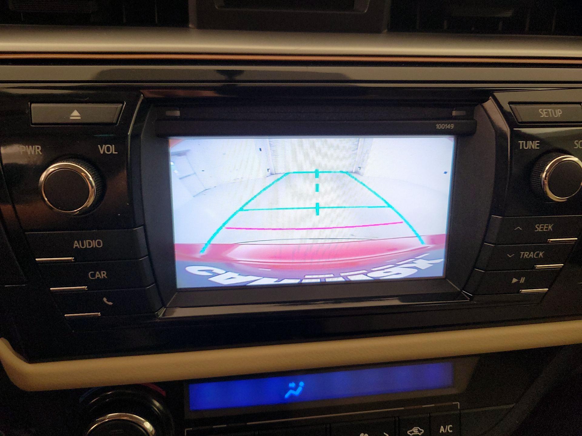 Thumbnail: 2015 Toyota Corolla - 14