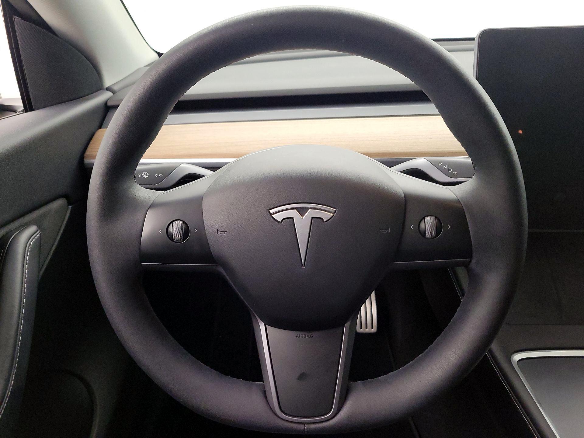 Thumbnail: 2022 Tesla Model Y - 10
