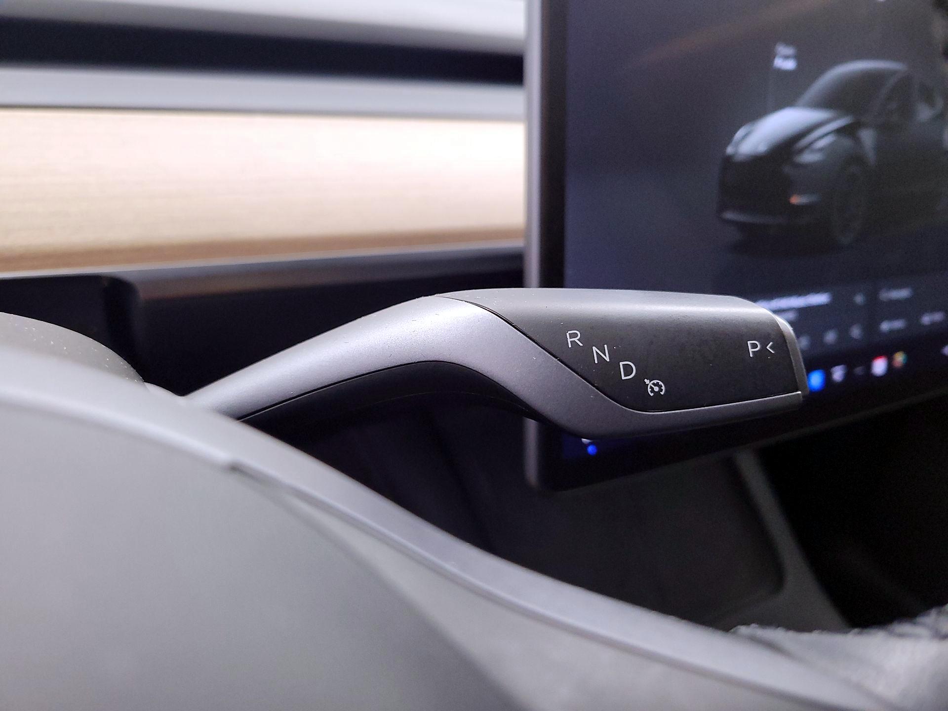 Thumbnail: 2022 Tesla Model Y - 17
