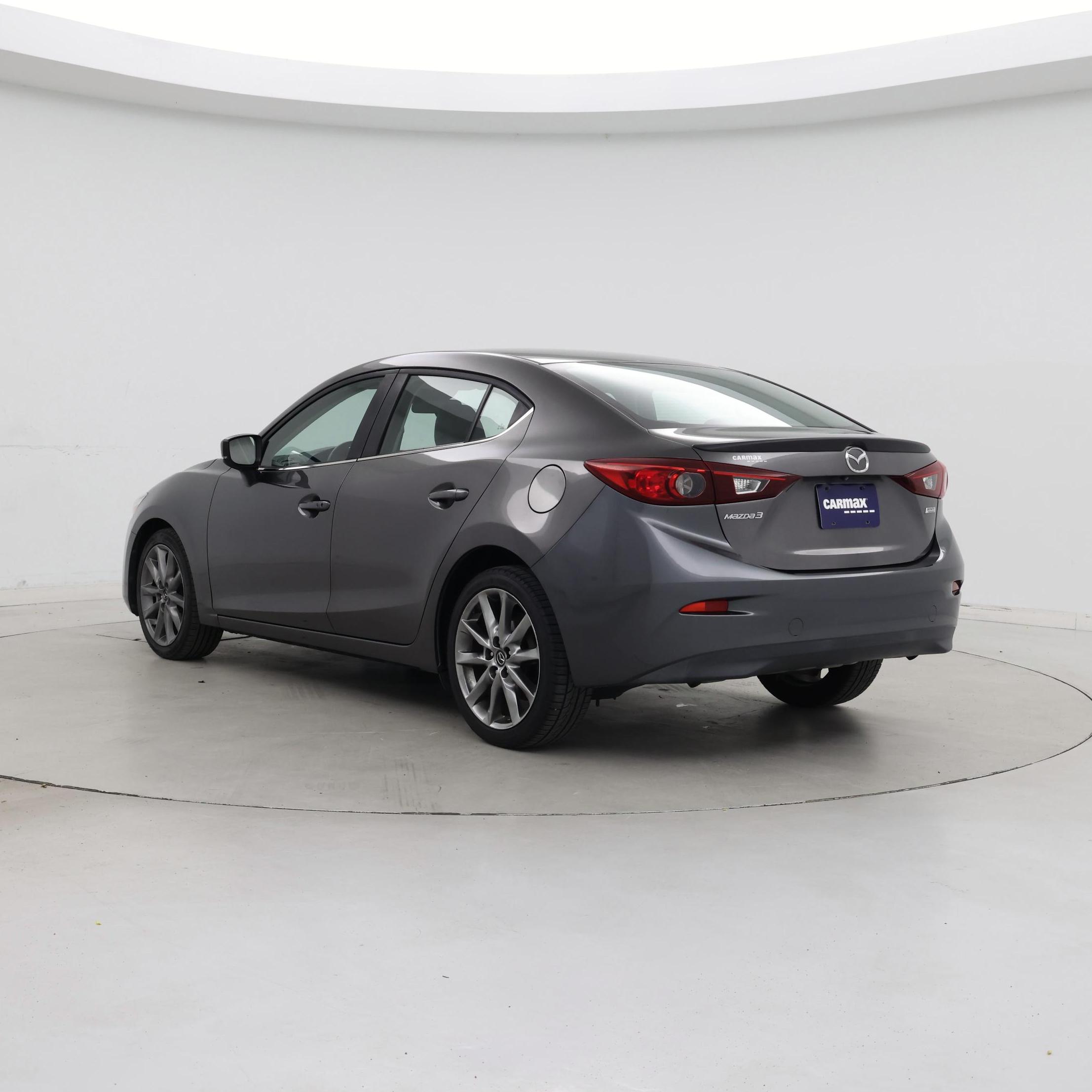 Thumbnail: 2018 Mazda Mazda3 - 2