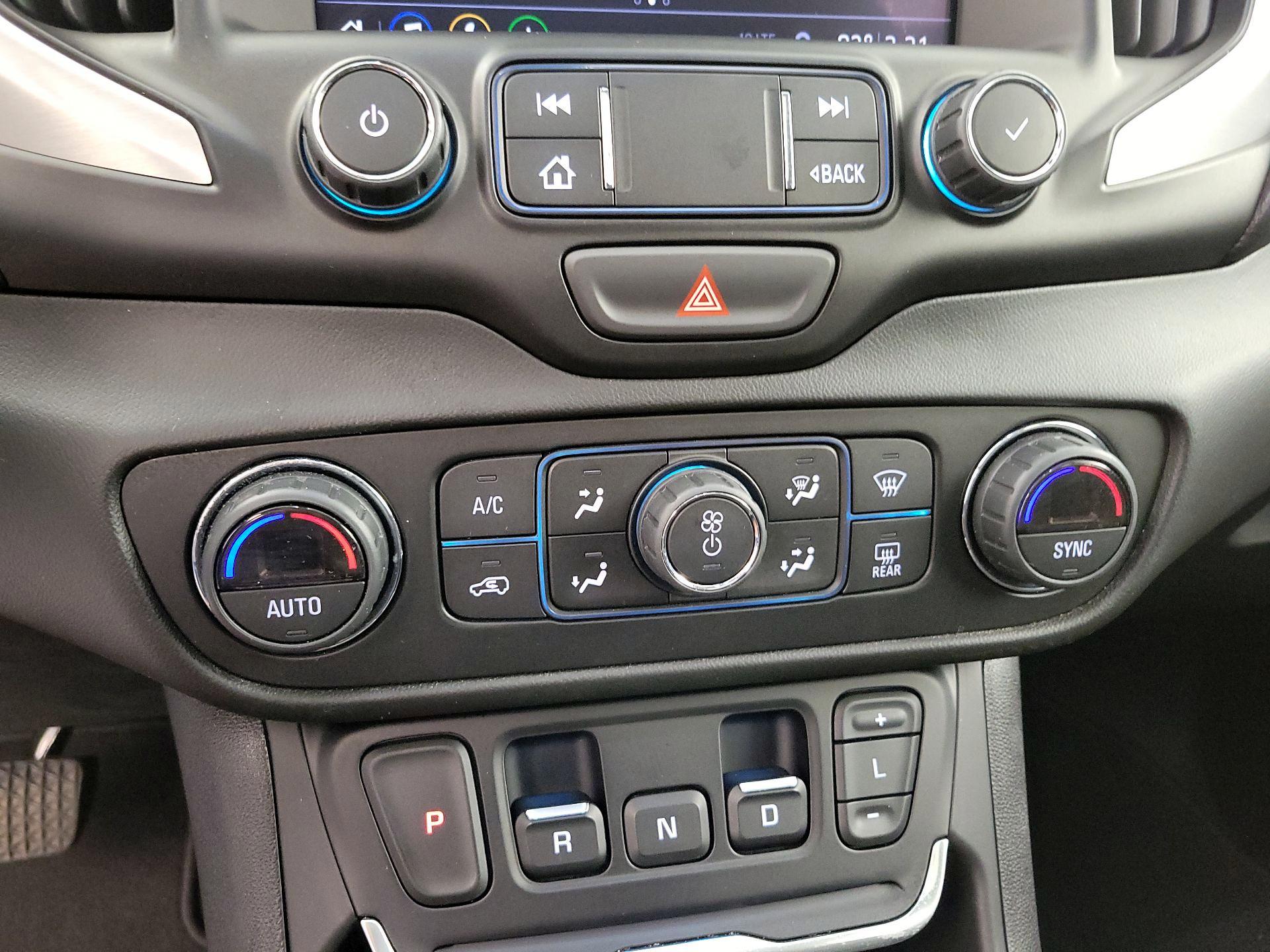 Thumbnail: 2021 GMC Terrain - 17
