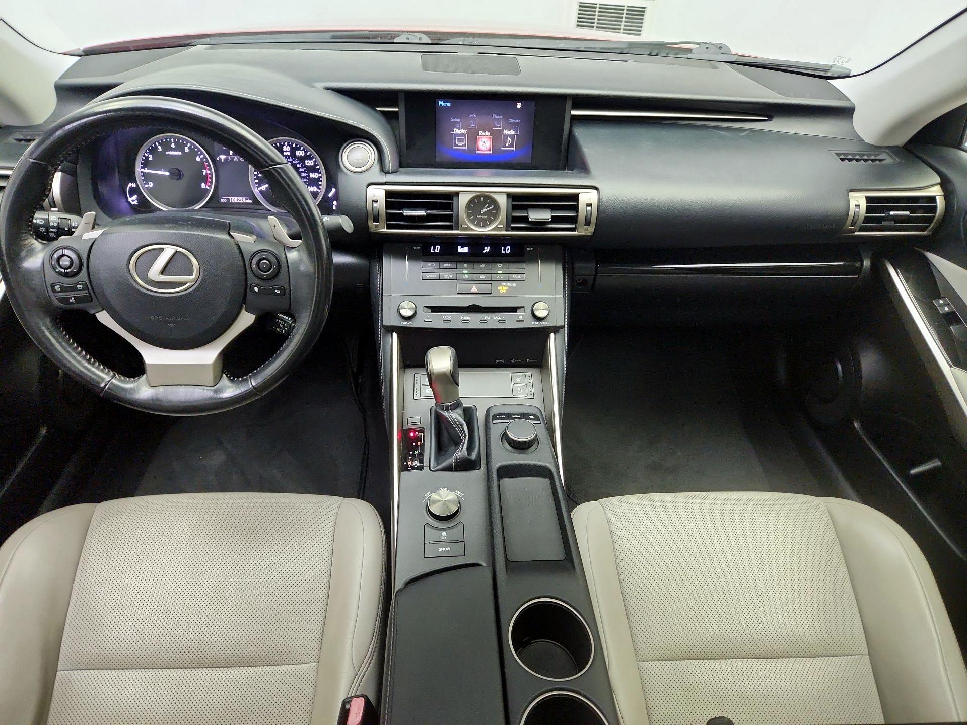 Thumbnail: 2015 Lexus IS - 9