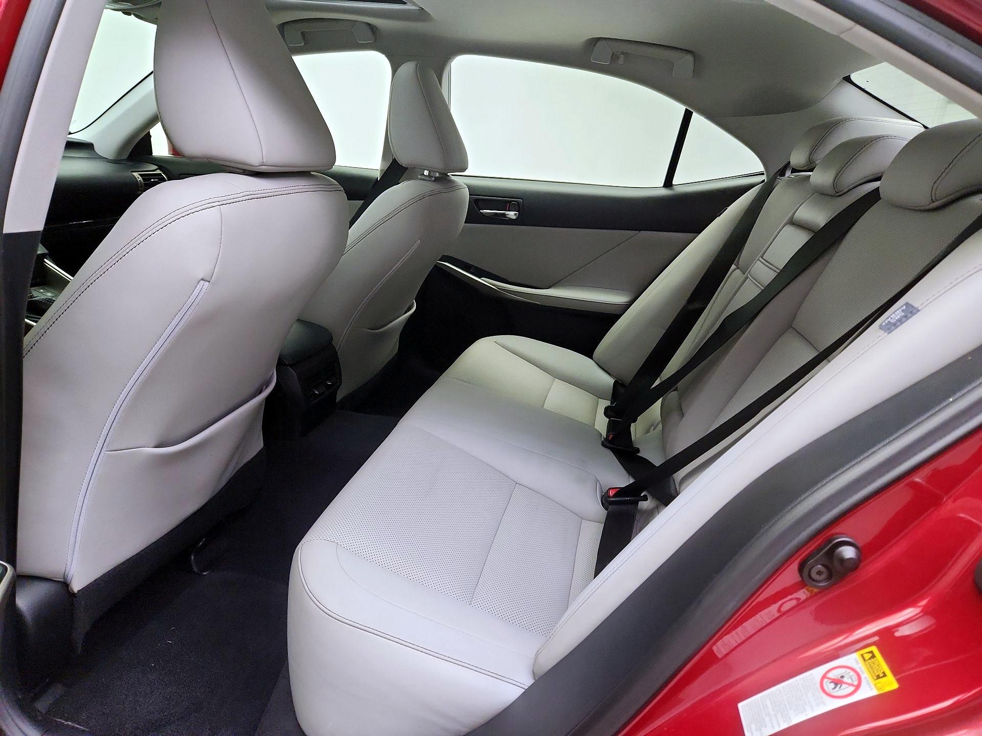 Thumbnail: 2015 Lexus IS - 20