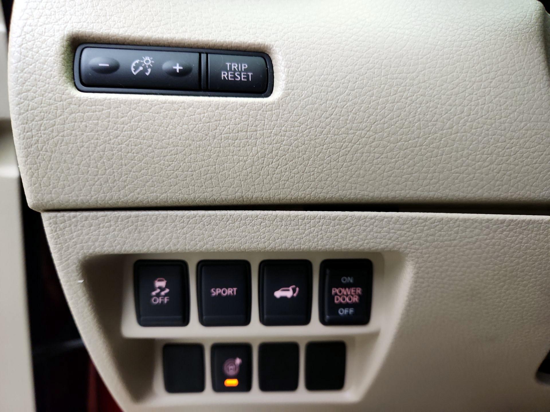 Thumbnail: 2014 Nissan Rogue - 13