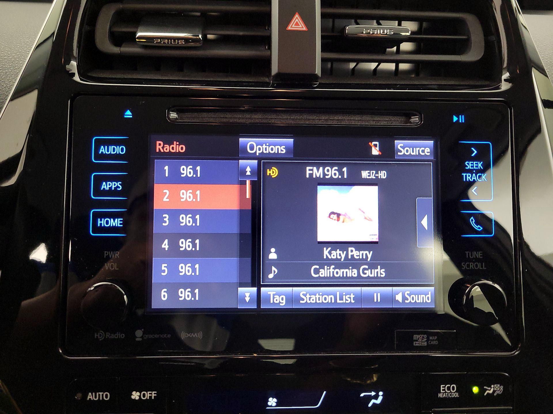 Thumbnail: 2019 Toyota Prius Prime - 16